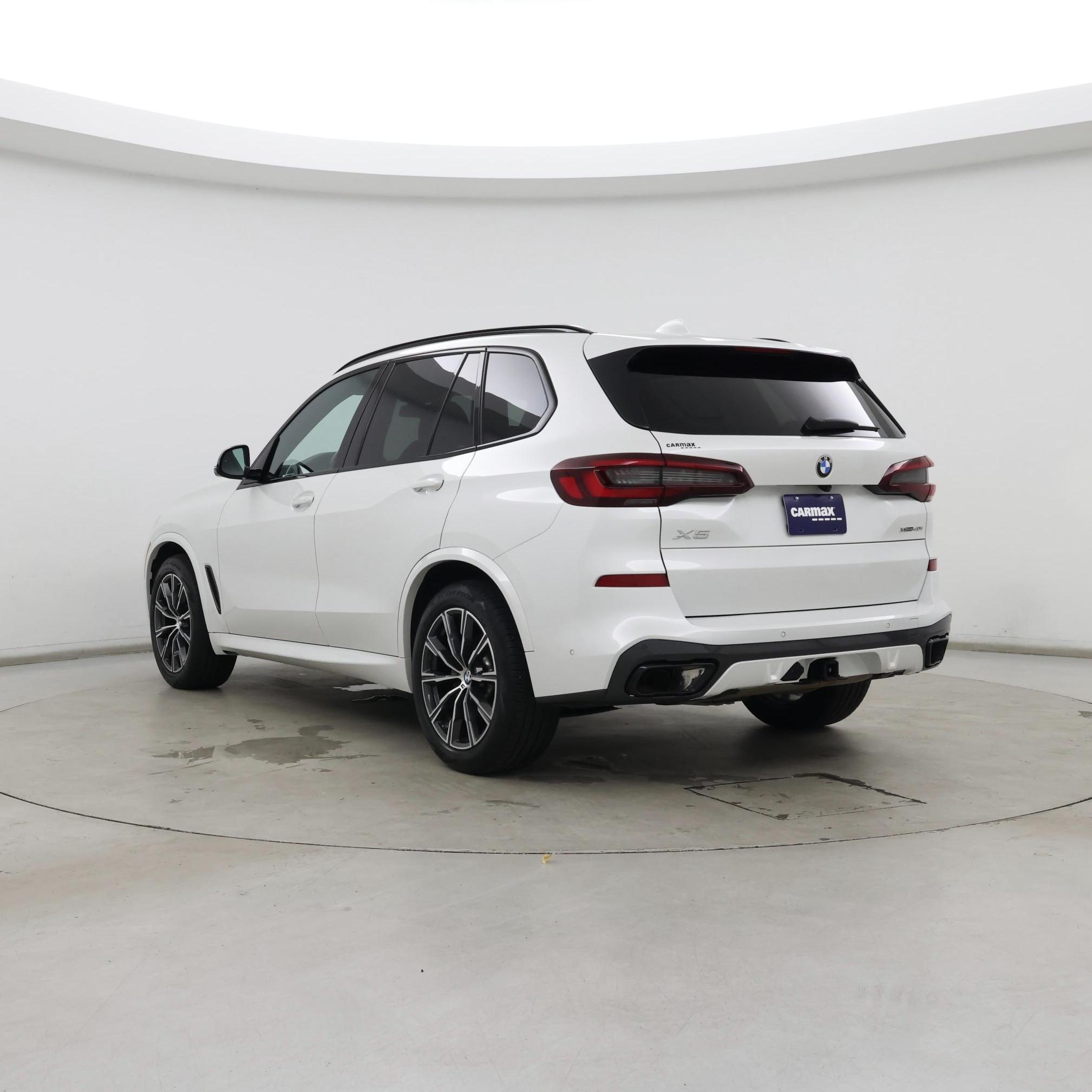 Thumbnail: 2022 BMW X5 - 2