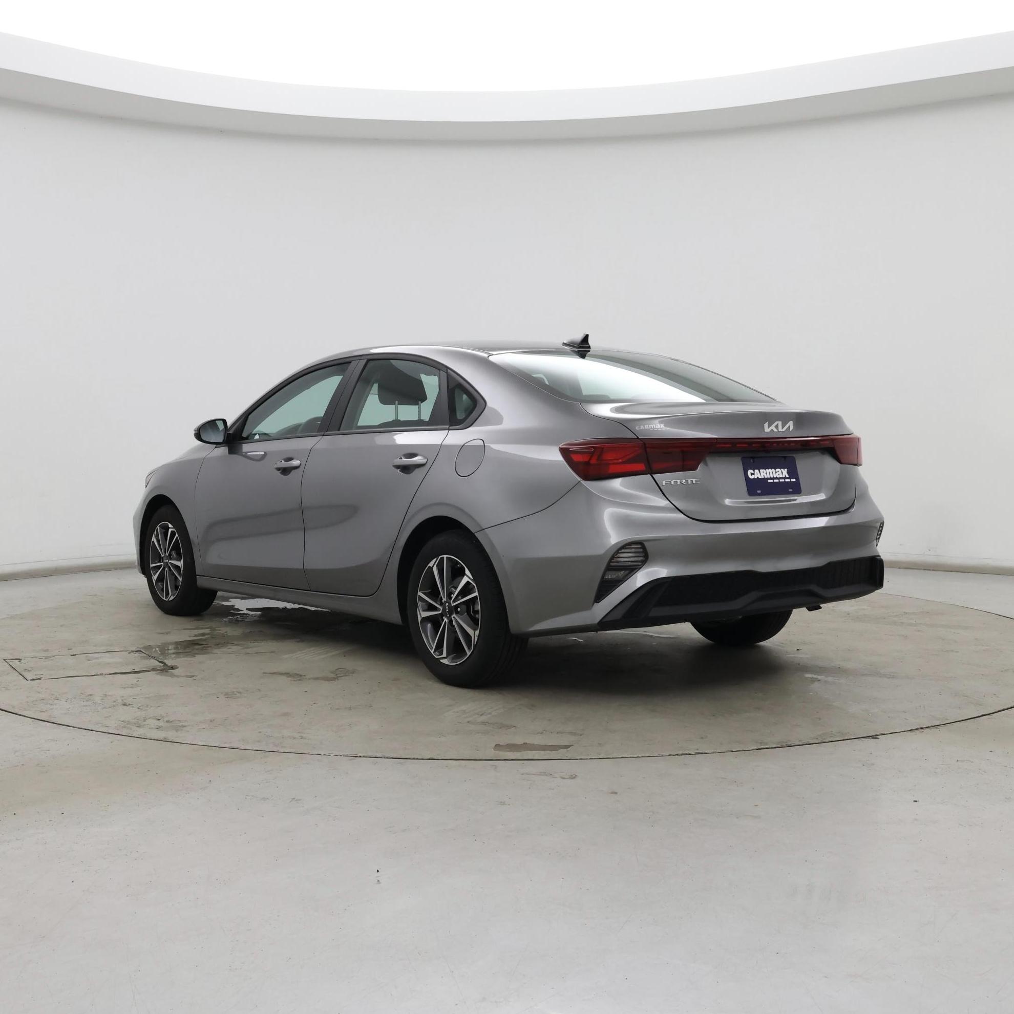 Thumbnail: 2024 Kia Forte - 2