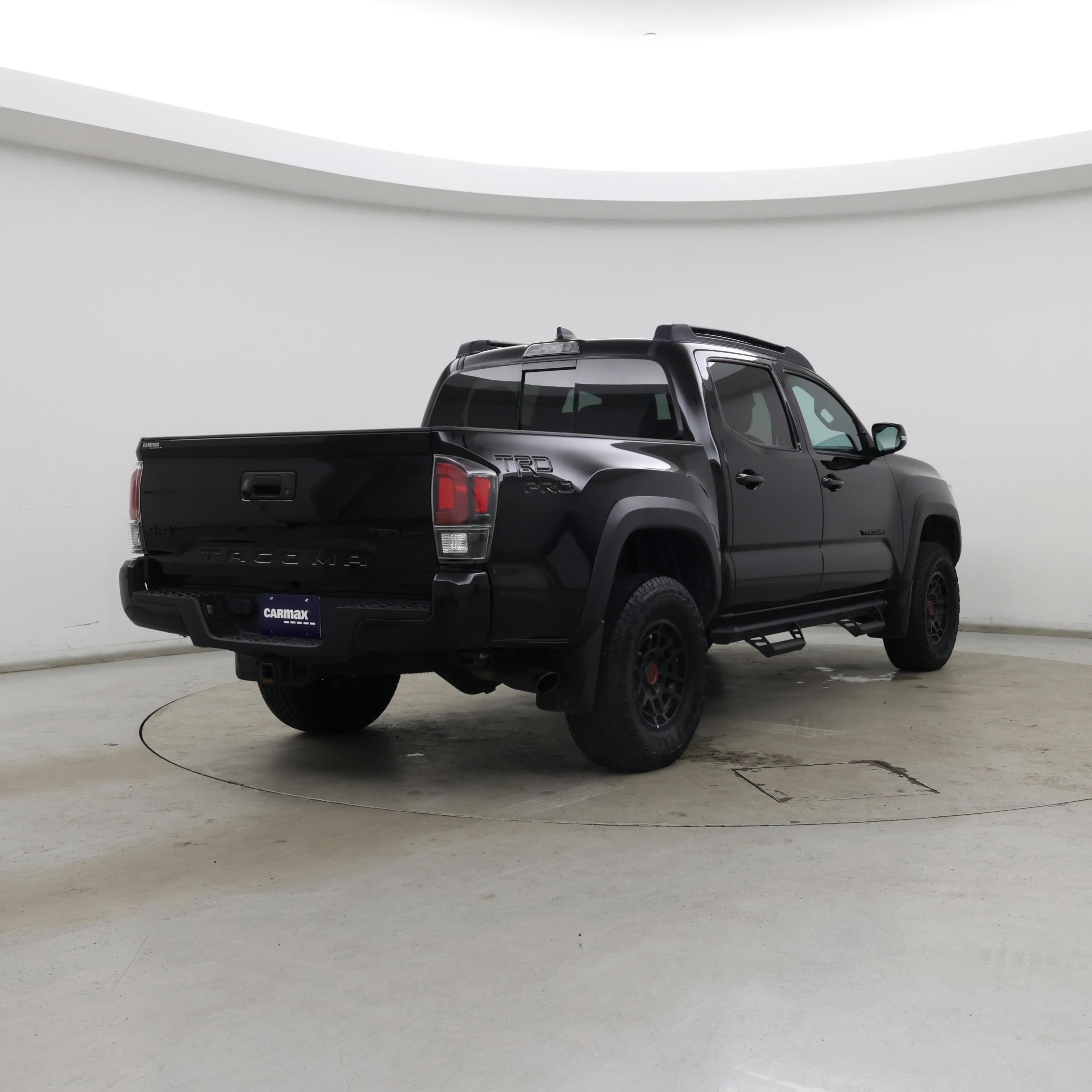 Thumbnail: 2023 Toyota Tacoma - 8