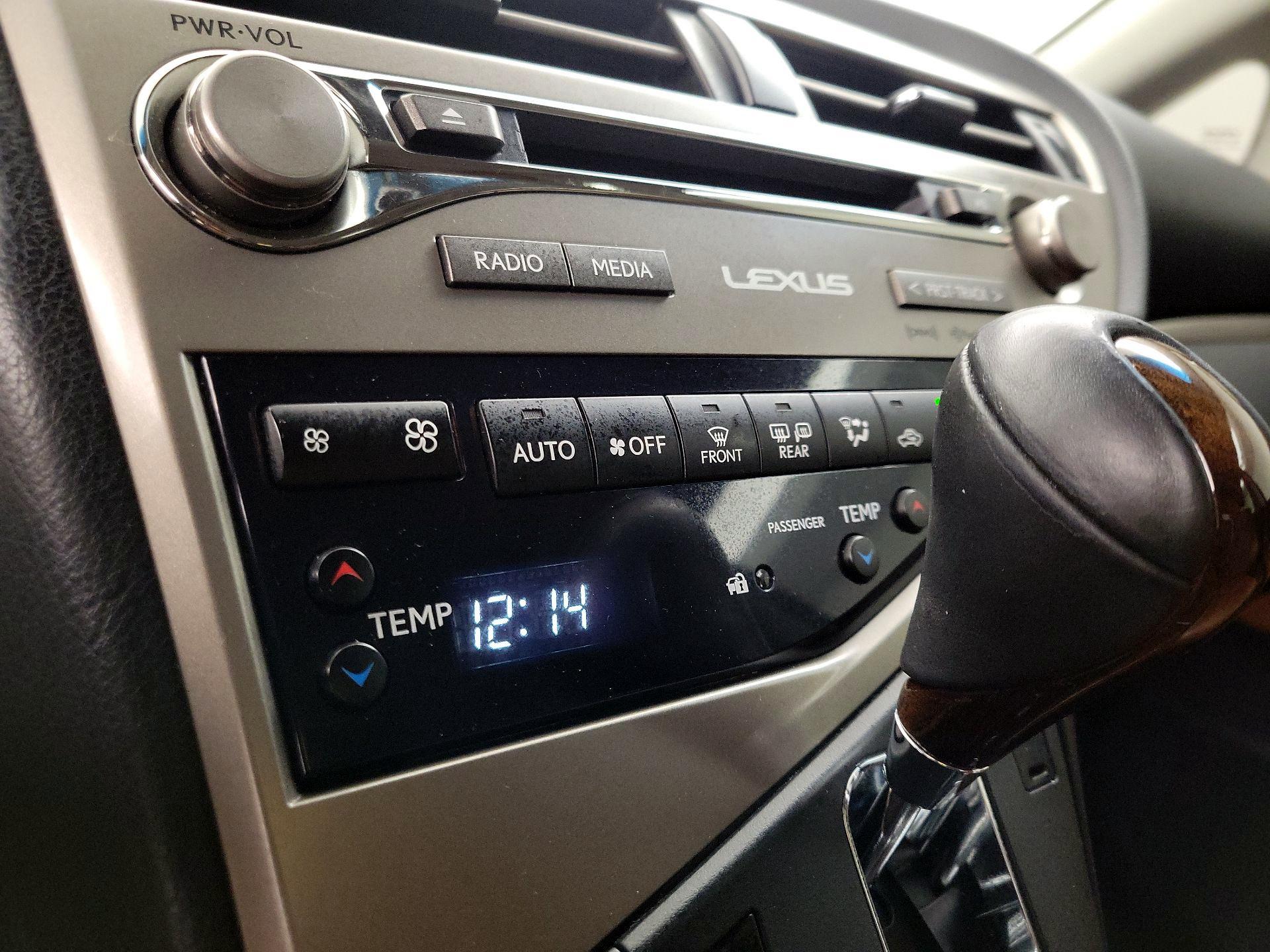 Thumbnail: 2015 Lexus RX - 17
