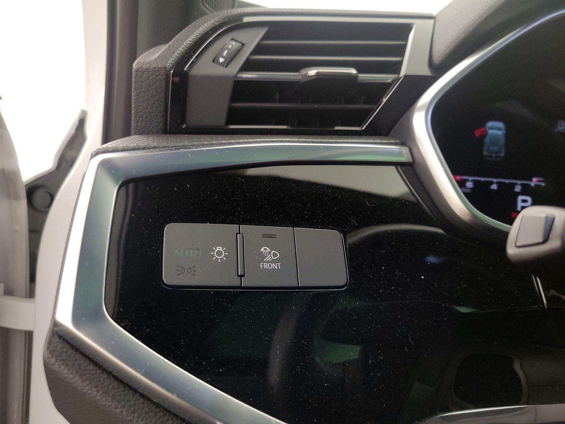 Thumbnail: 2022 Audi Q3 - 13