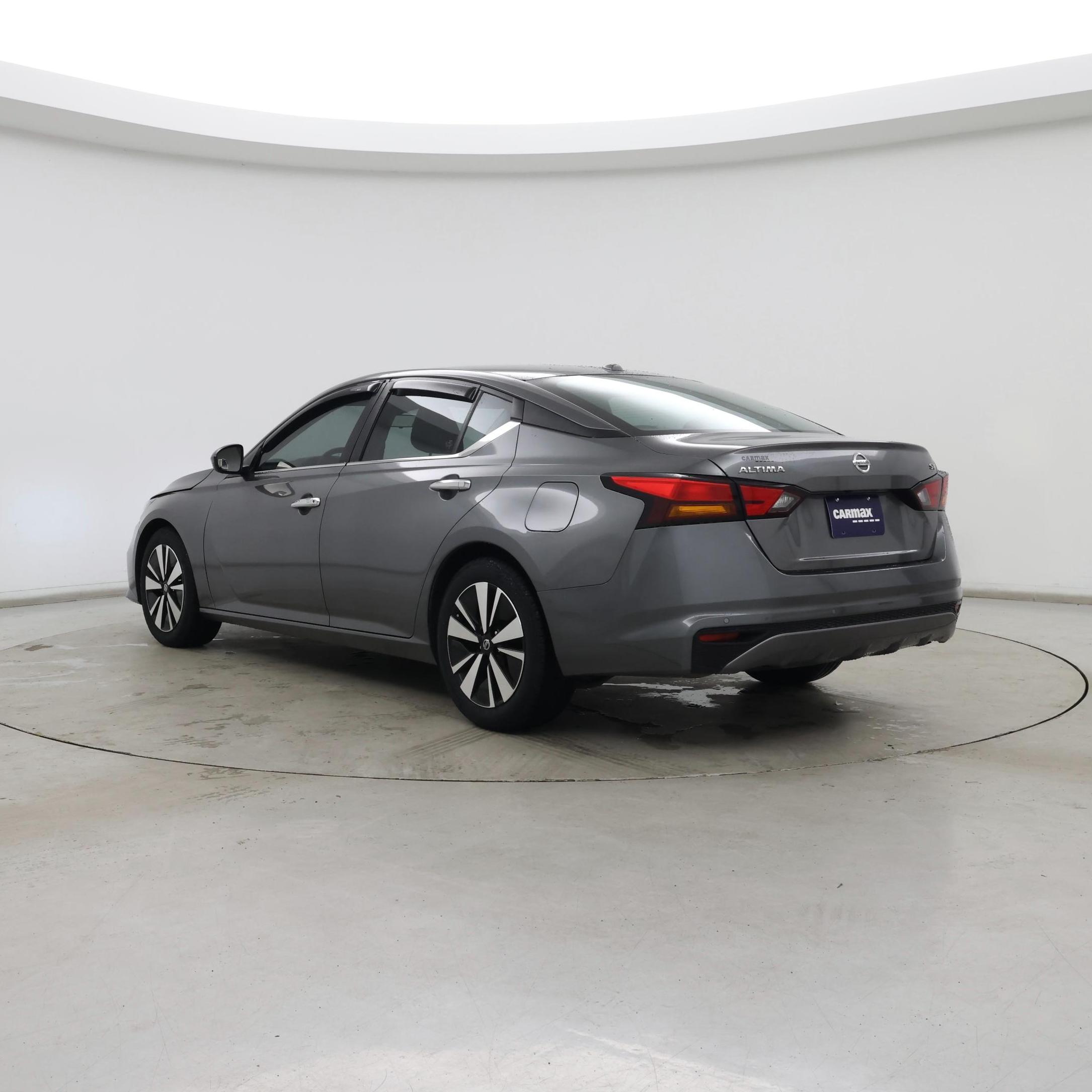 Thumbnail: 2022 Nissan Altima - 2