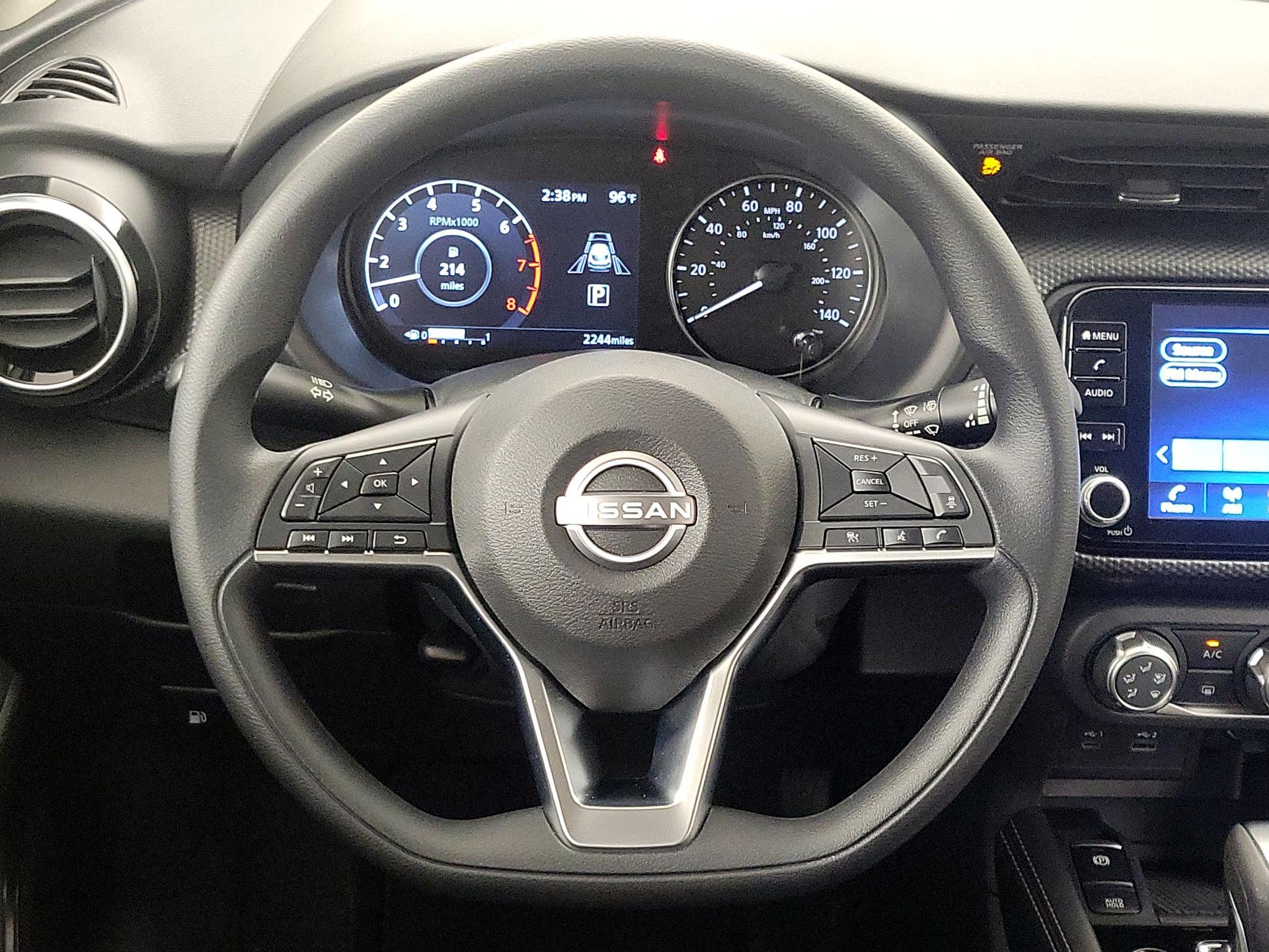 Thumbnail: 2024 Nissan Kicks - 10