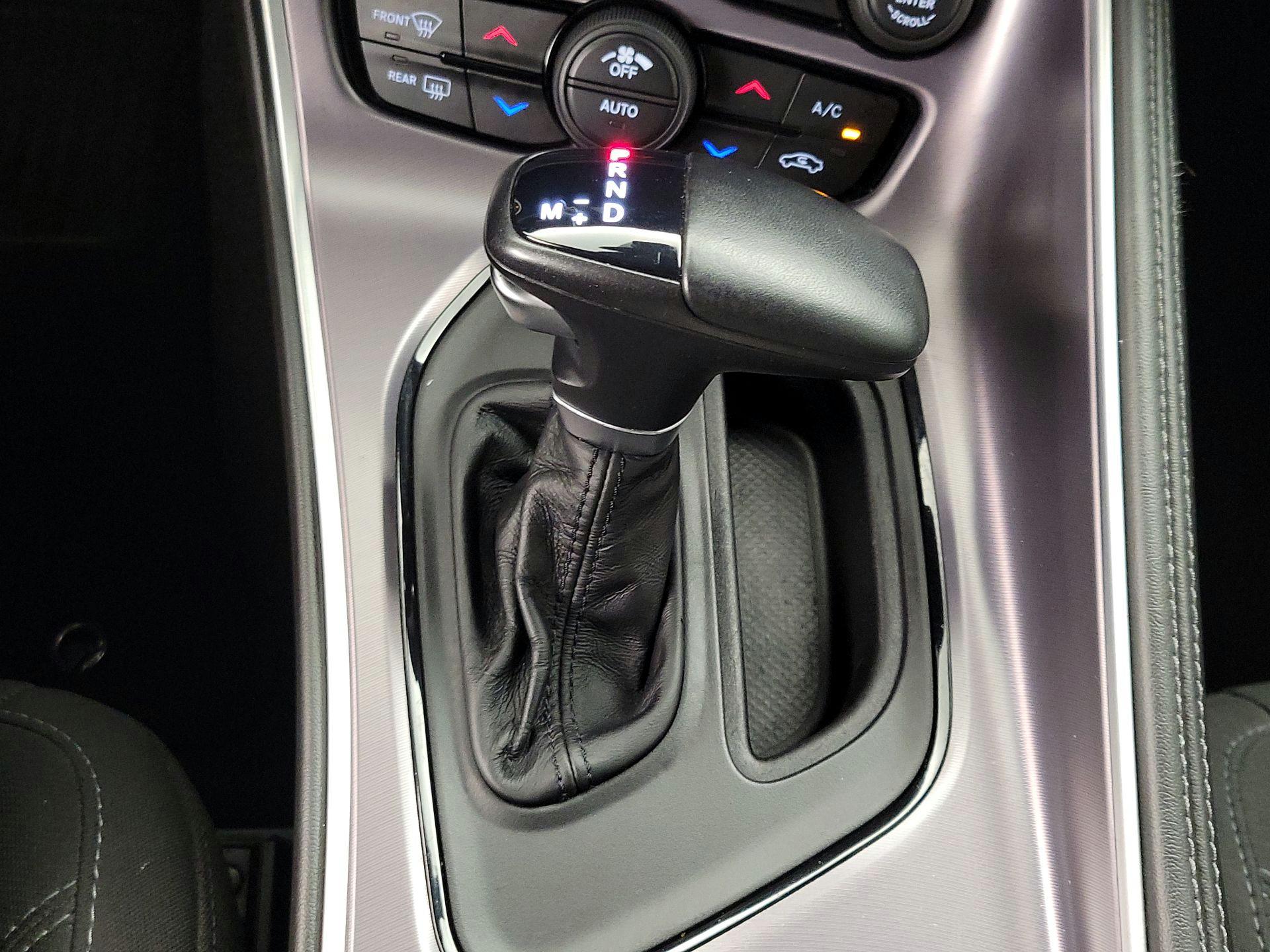 Thumbnail: 2019 Dodge Challenger - 17