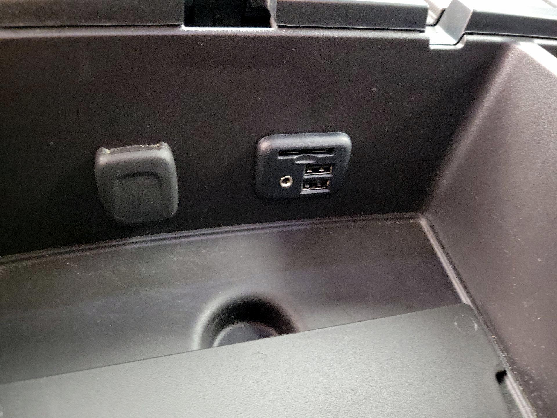 Thumbnail: 2014 Chevrolet Silverado 1500 - 18