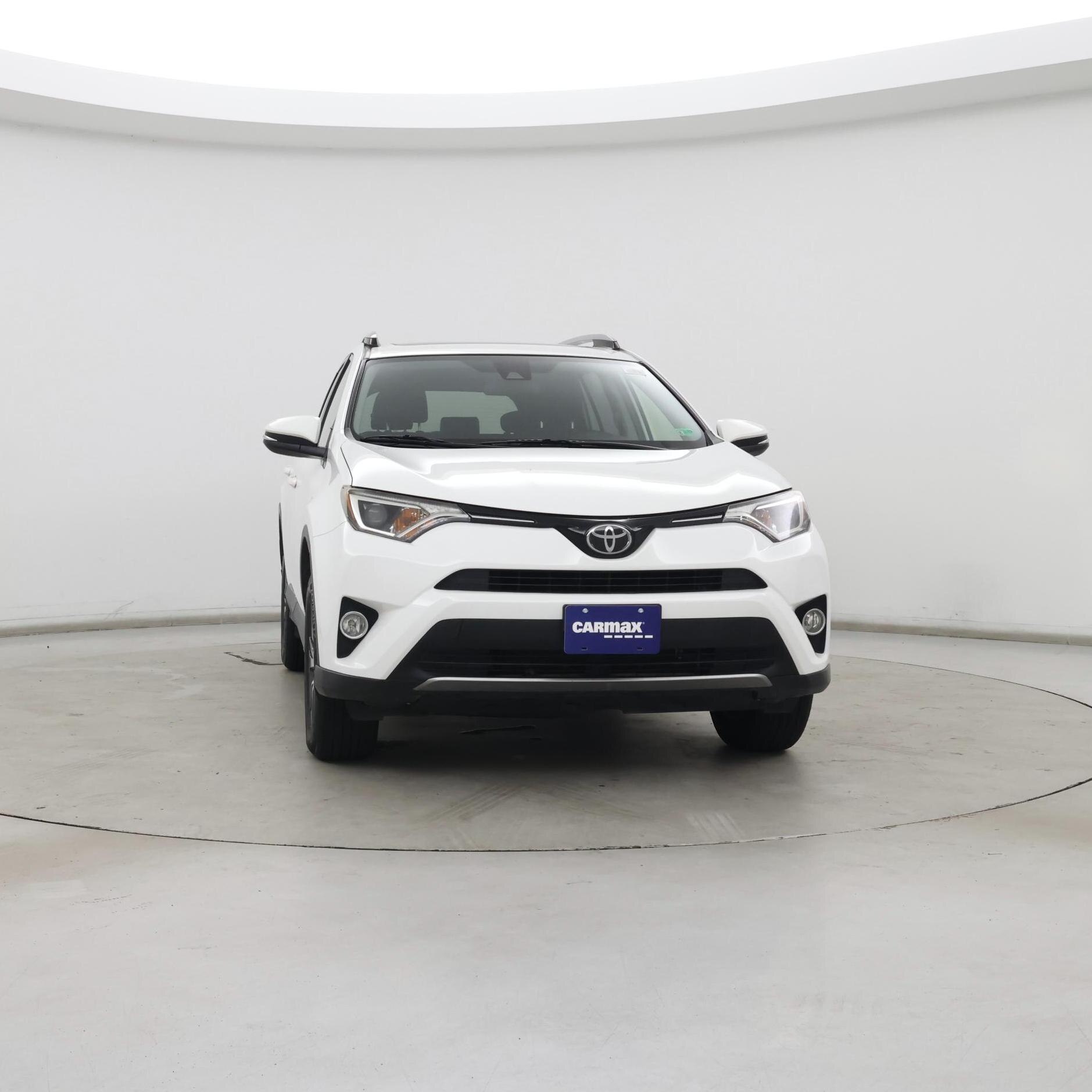 Thumbnail: 2018 Toyota RAV4 - 5