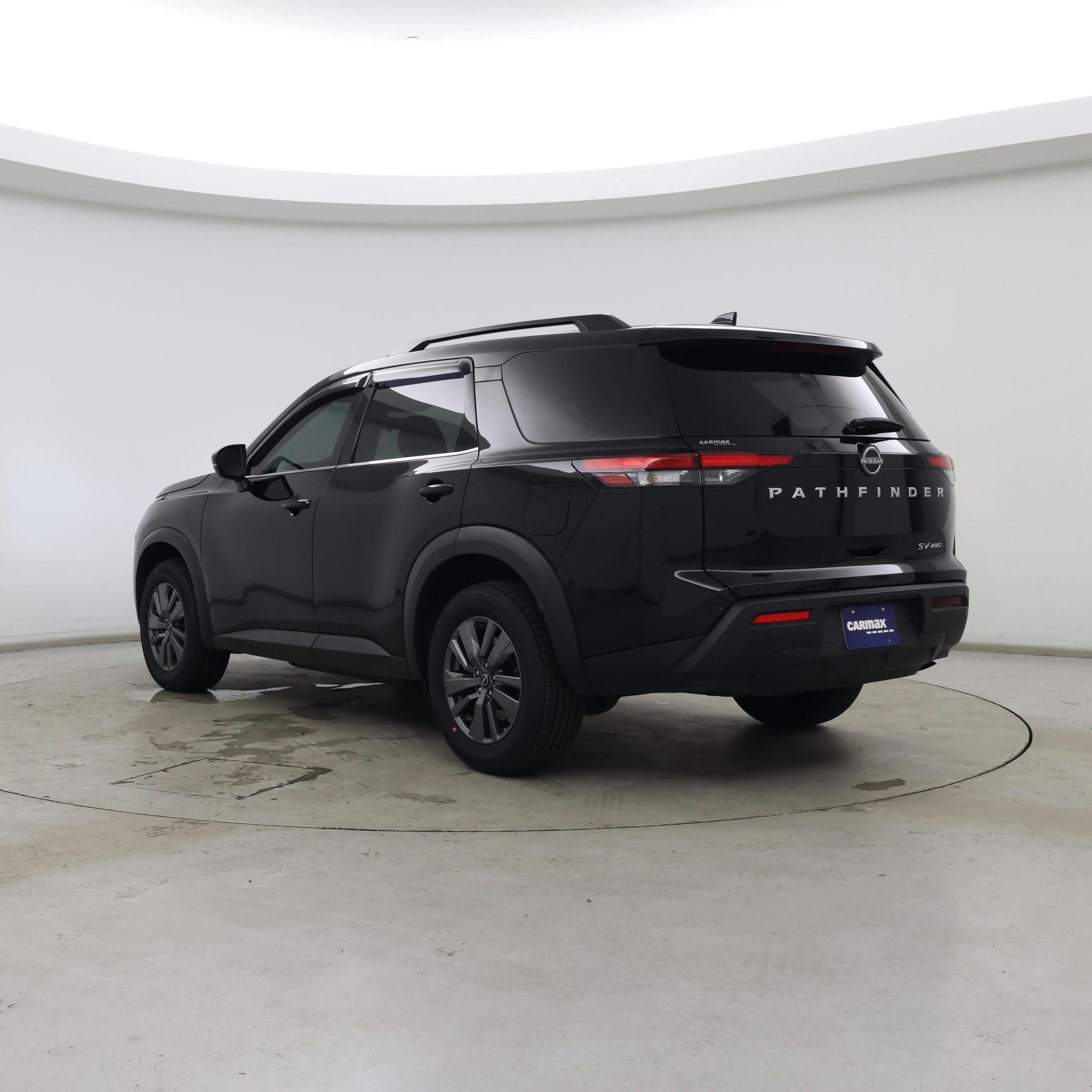 Thumbnail: 2023 Nissan Pathfinder - 2
