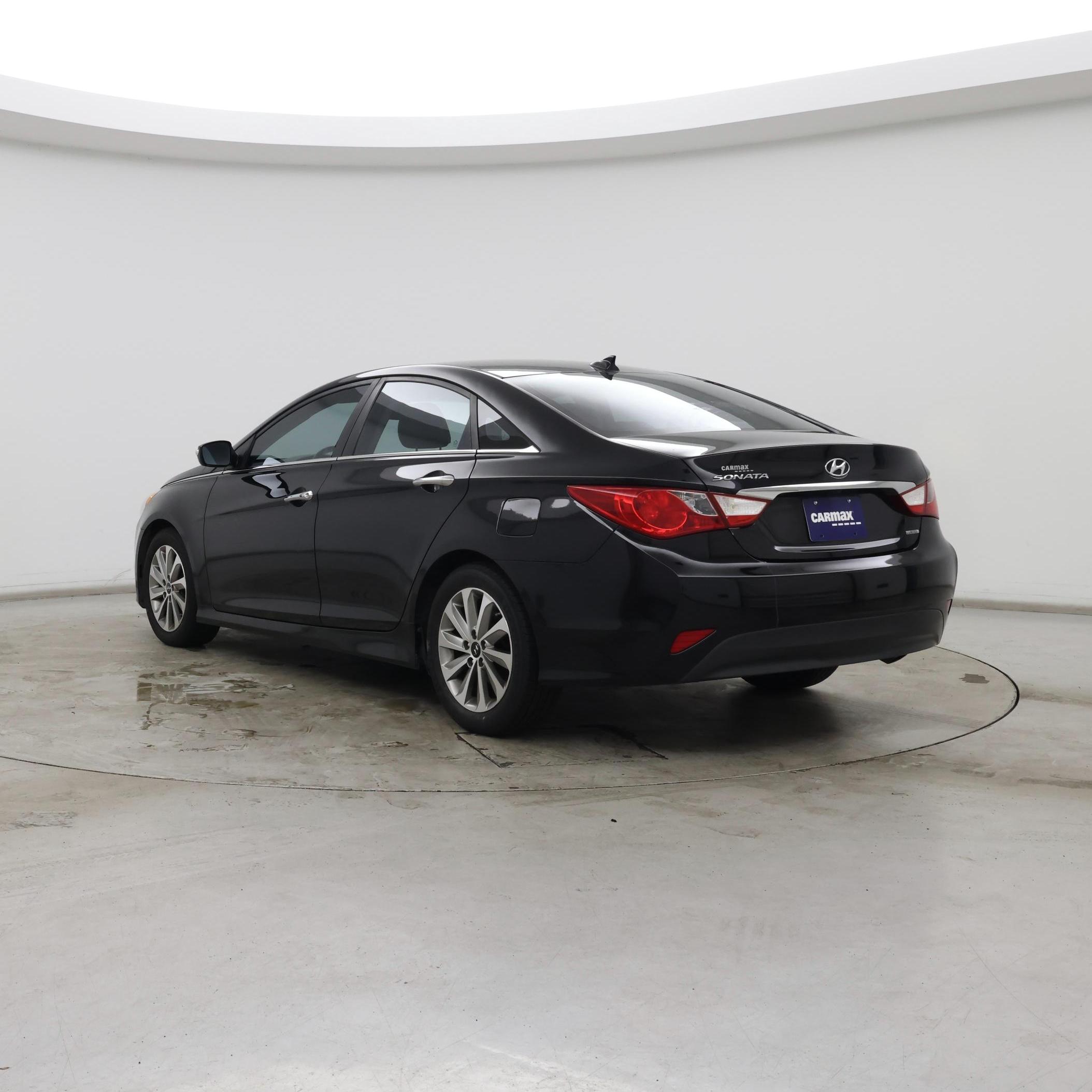 Thumbnail: 2014 Hyundai Sonata - 2