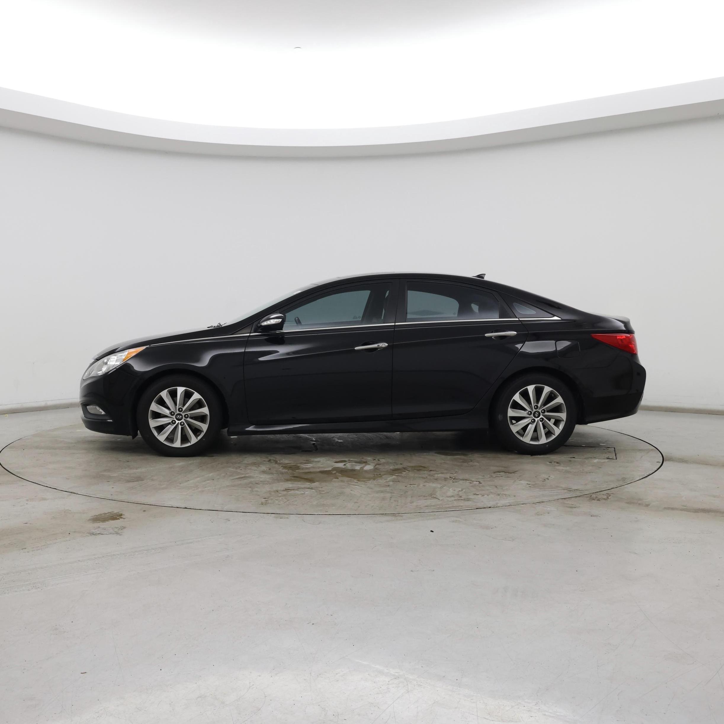 Thumbnail: 2014 Hyundai Sonata - 3