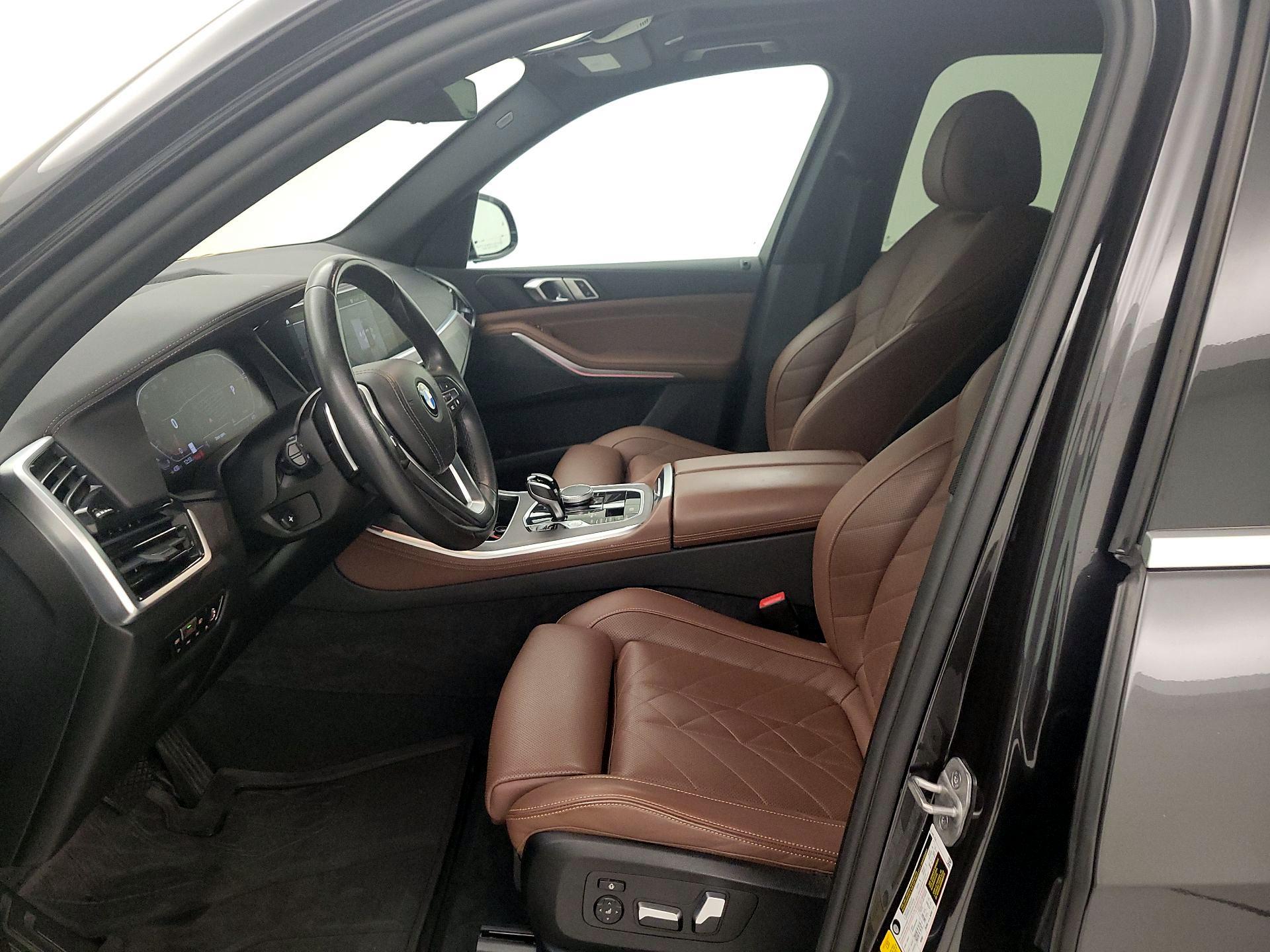 Thumbnail: 2023 BMW X5 - 11