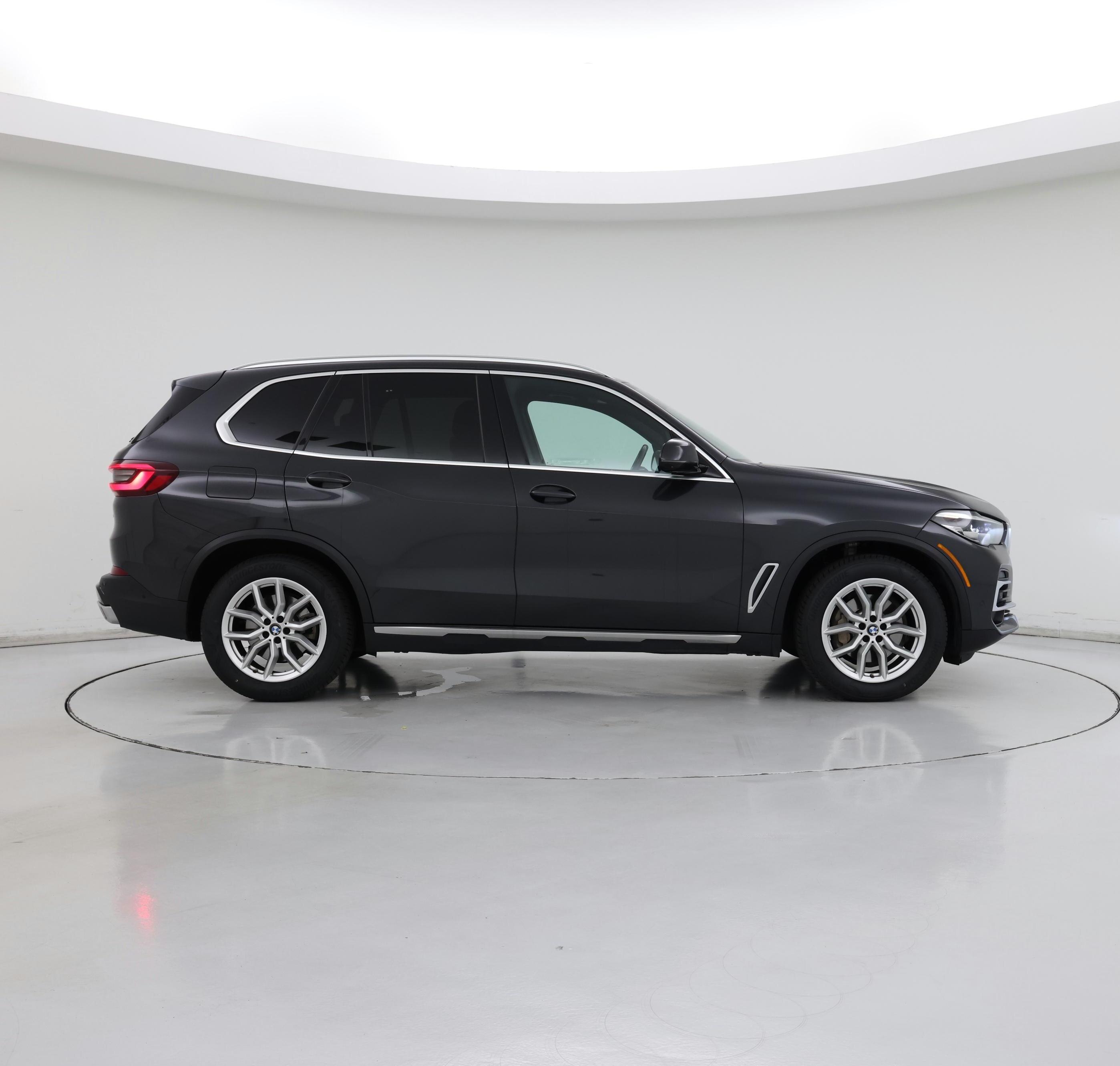 Thumbnail: 2023 BMW X5 - 7