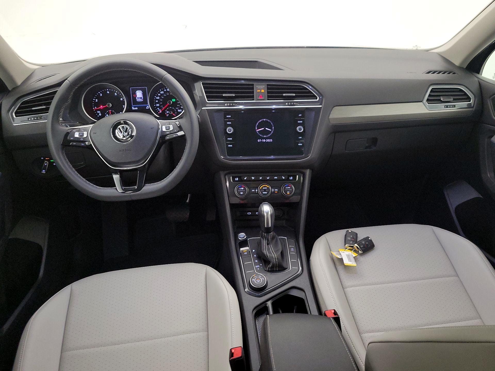 Thumbnail: 2021 Volkswagen Tiguan - 9