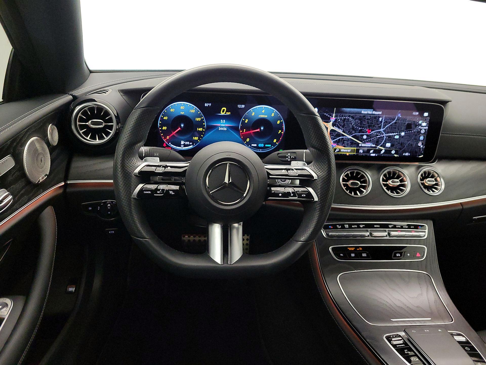 Thumbnail: 2022 Mercedes-Benz E-Class - 10