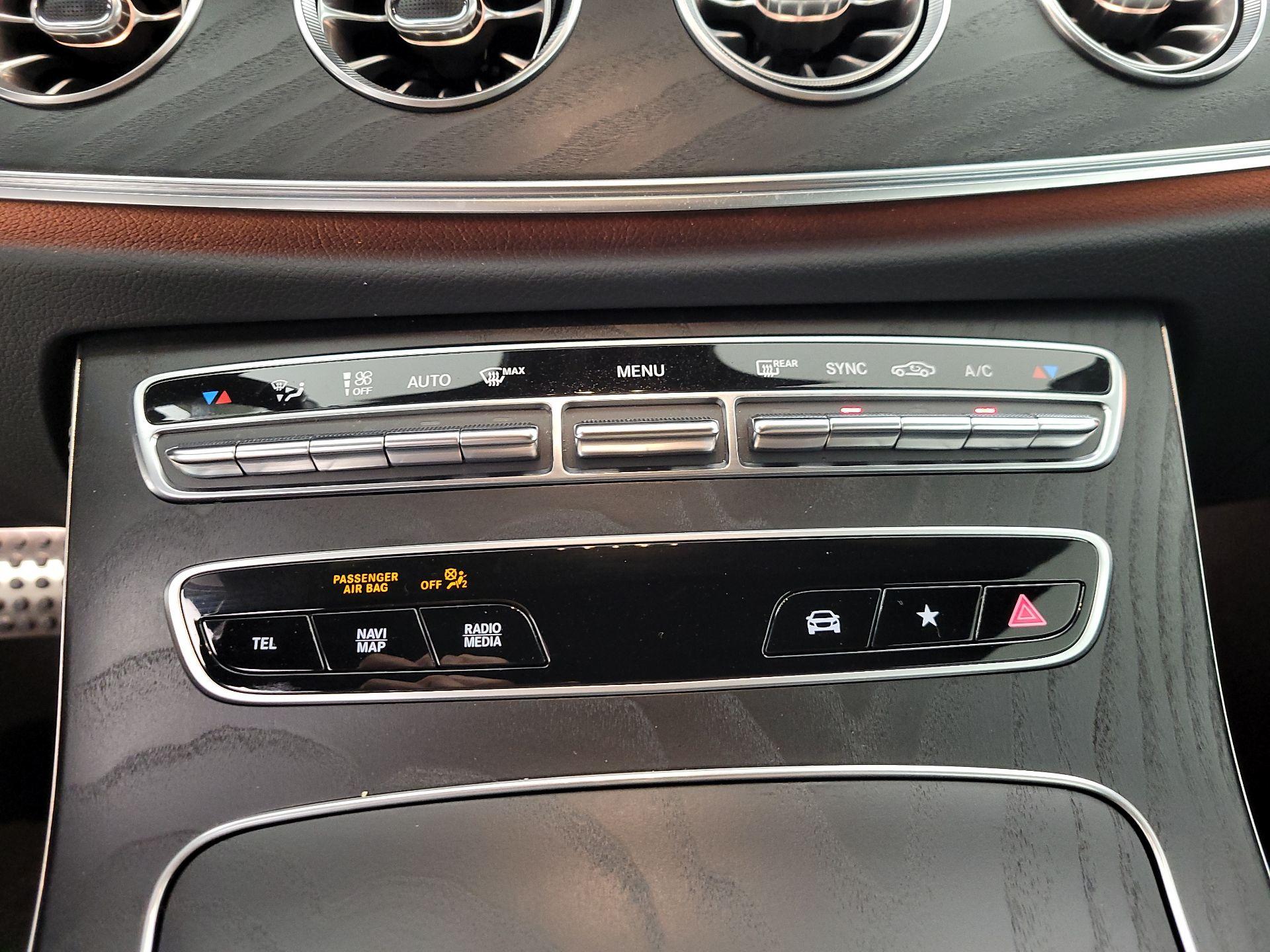 Thumbnail: 2022 Mercedes-Benz E-Class - 17