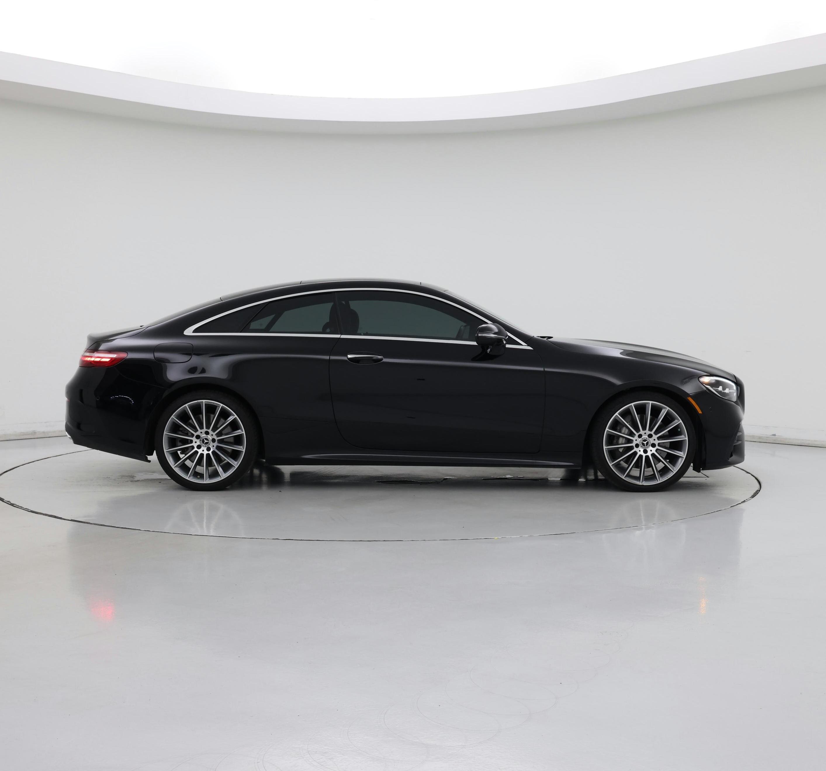 Thumbnail: 2022 Mercedes-Benz E-Class - 7
