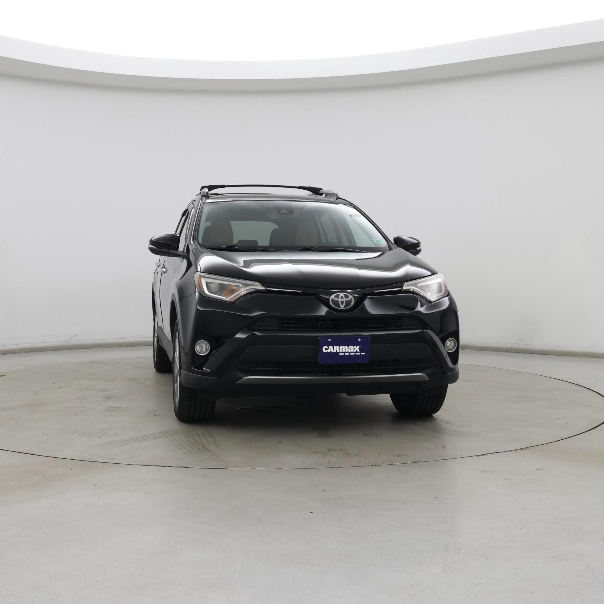 Thumbnail: 2017 Toyota RAV4 - 5