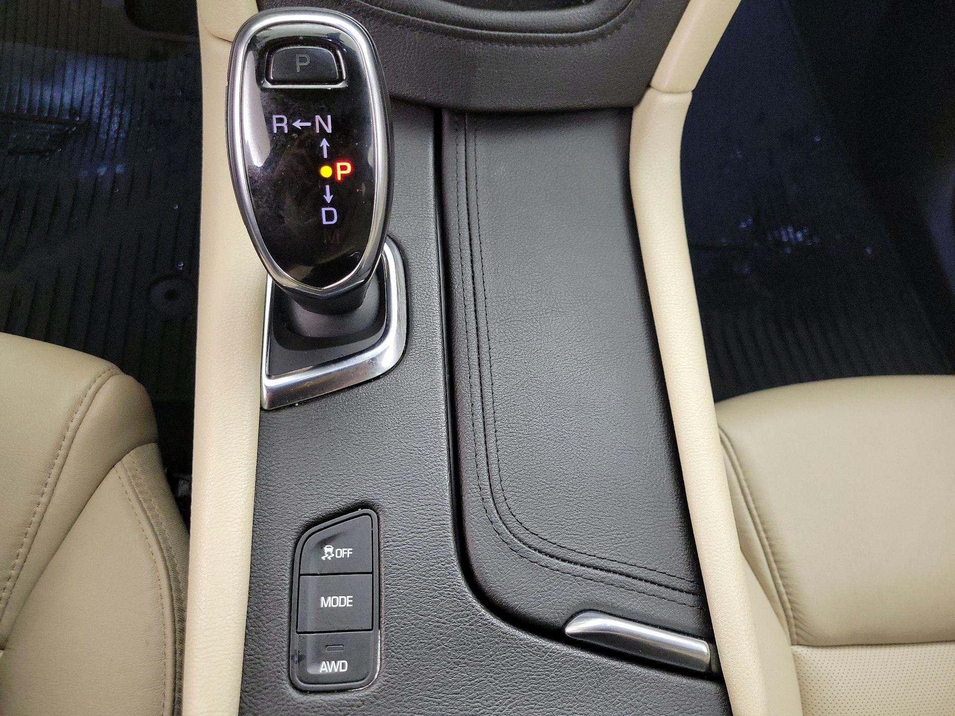 Thumbnail: 2018 Cadillac XT5 - 18