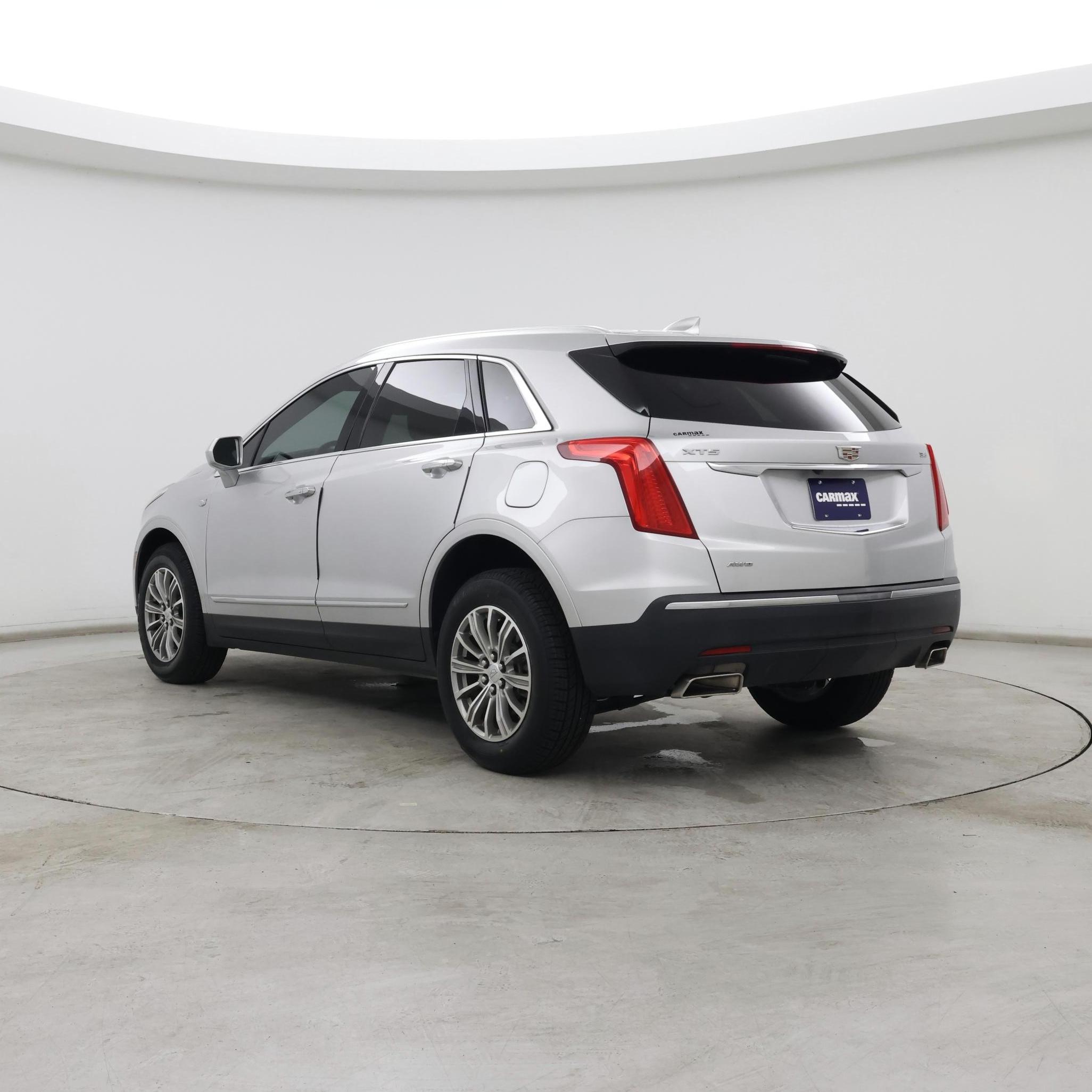 Thumbnail: 2018 Cadillac XT5 - 2