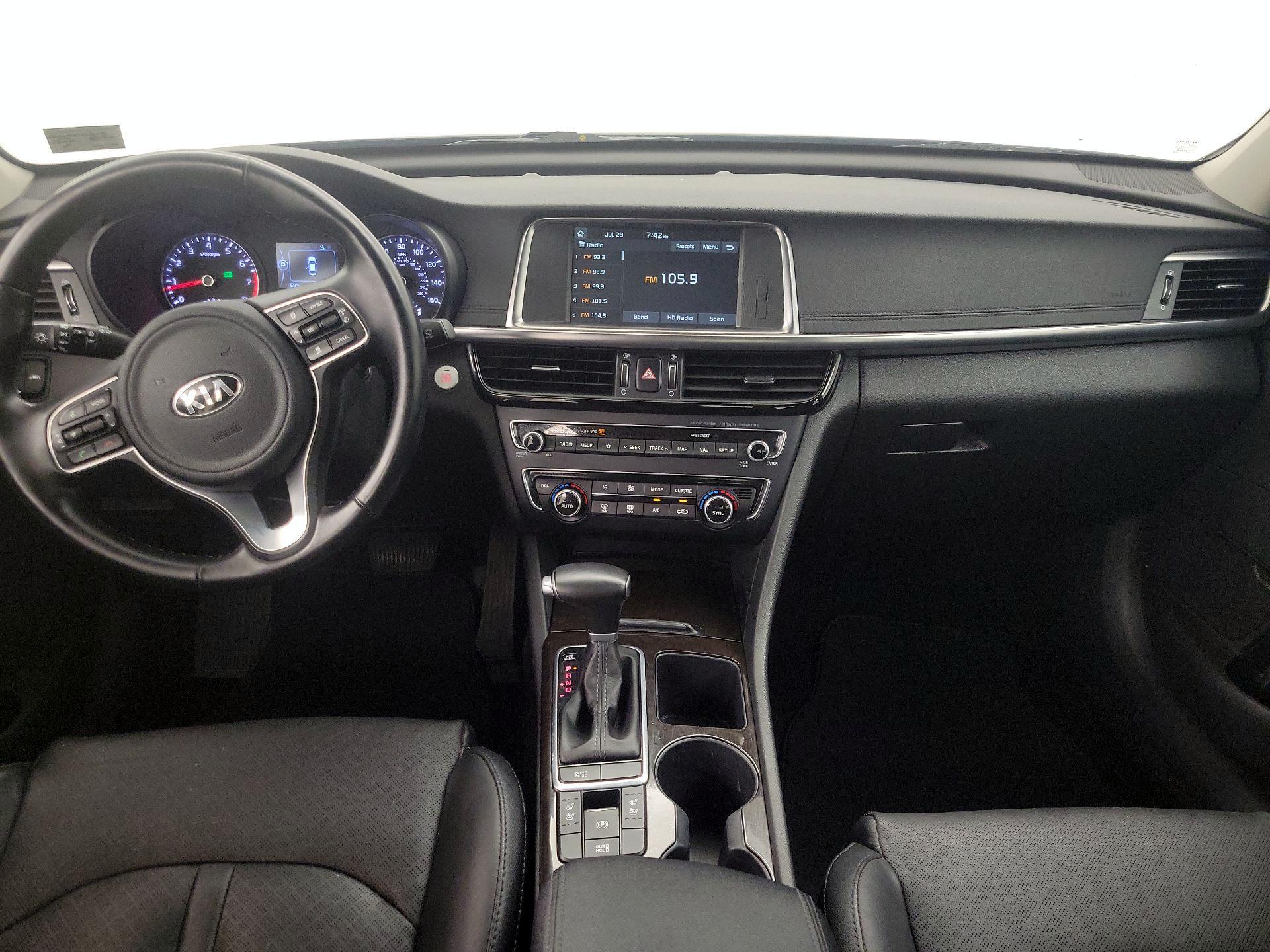 Thumbnail: 2018 Kia Optima - 9
