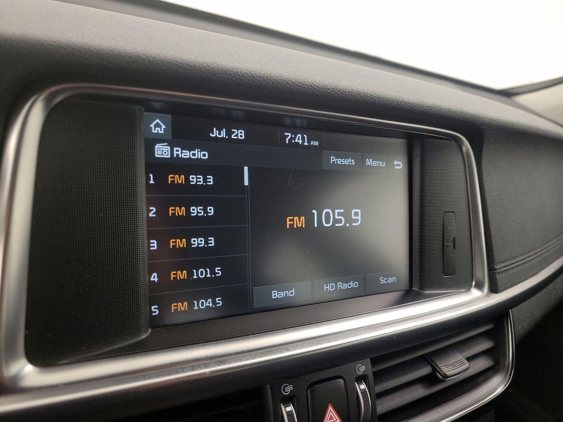 Thumbnail: 2018 Kia Optima - 15