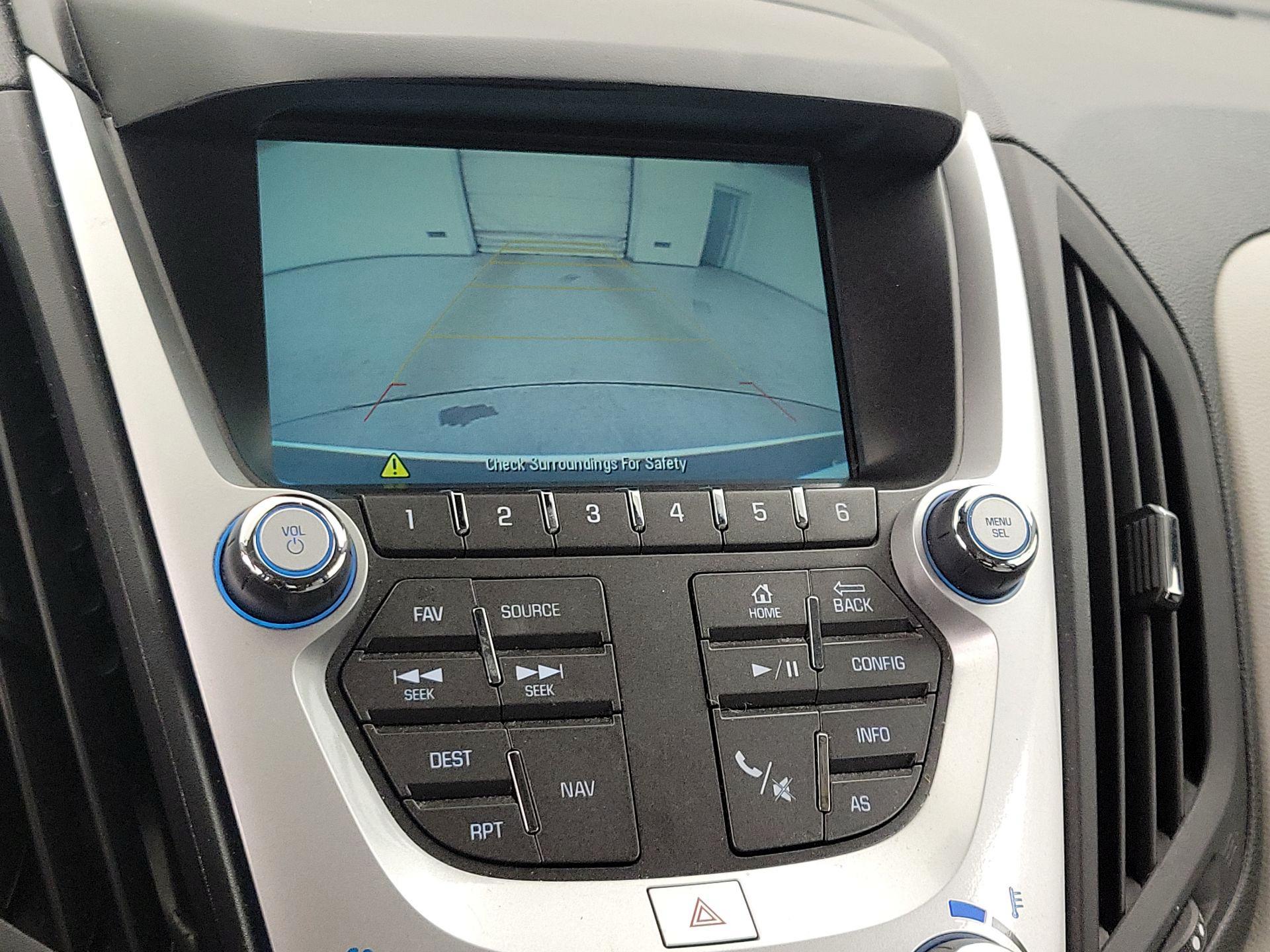 Thumbnail: 2016 Chevrolet Equinox - 15