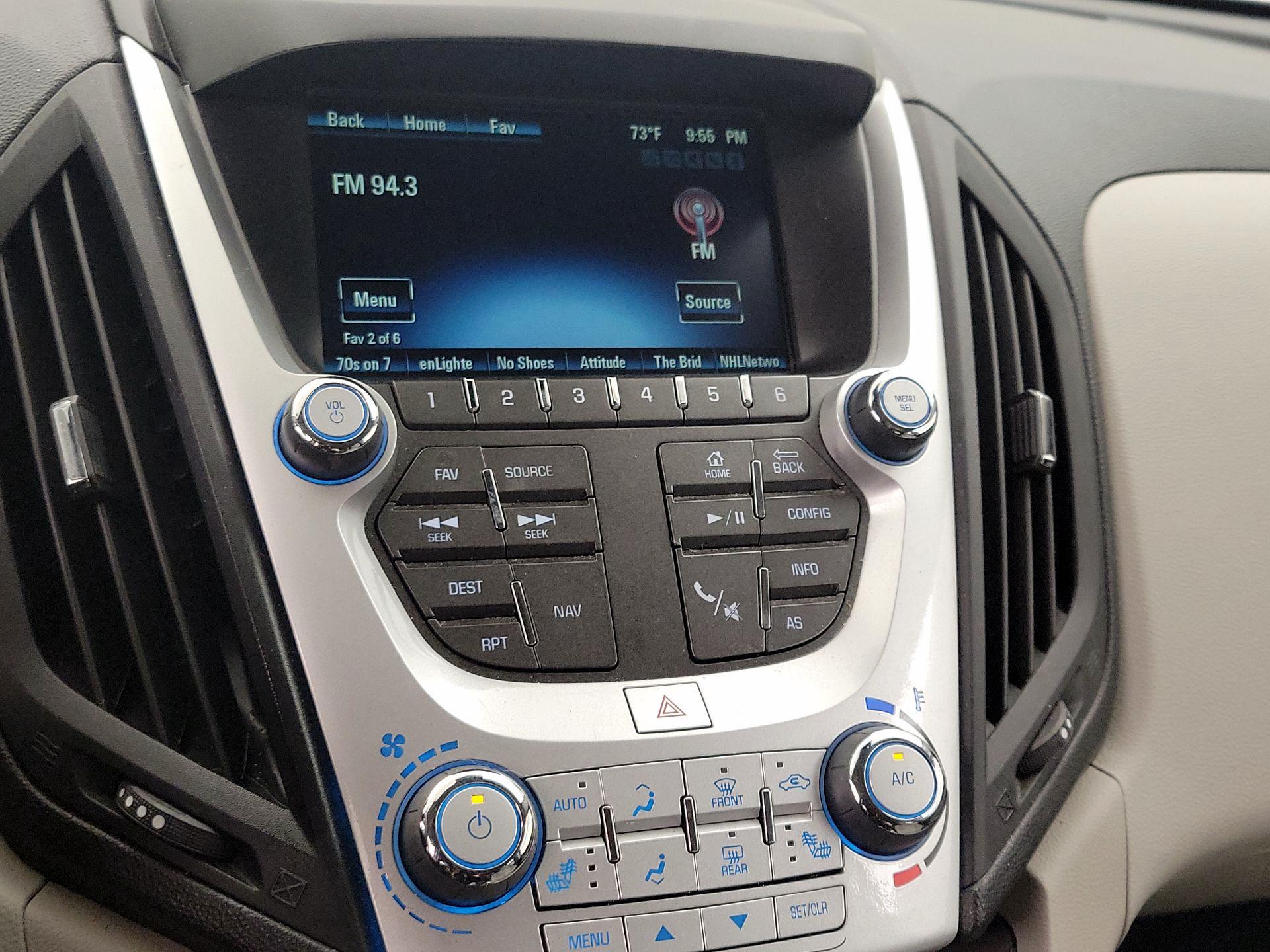 Thumbnail: 2016 Chevrolet Equinox - 16