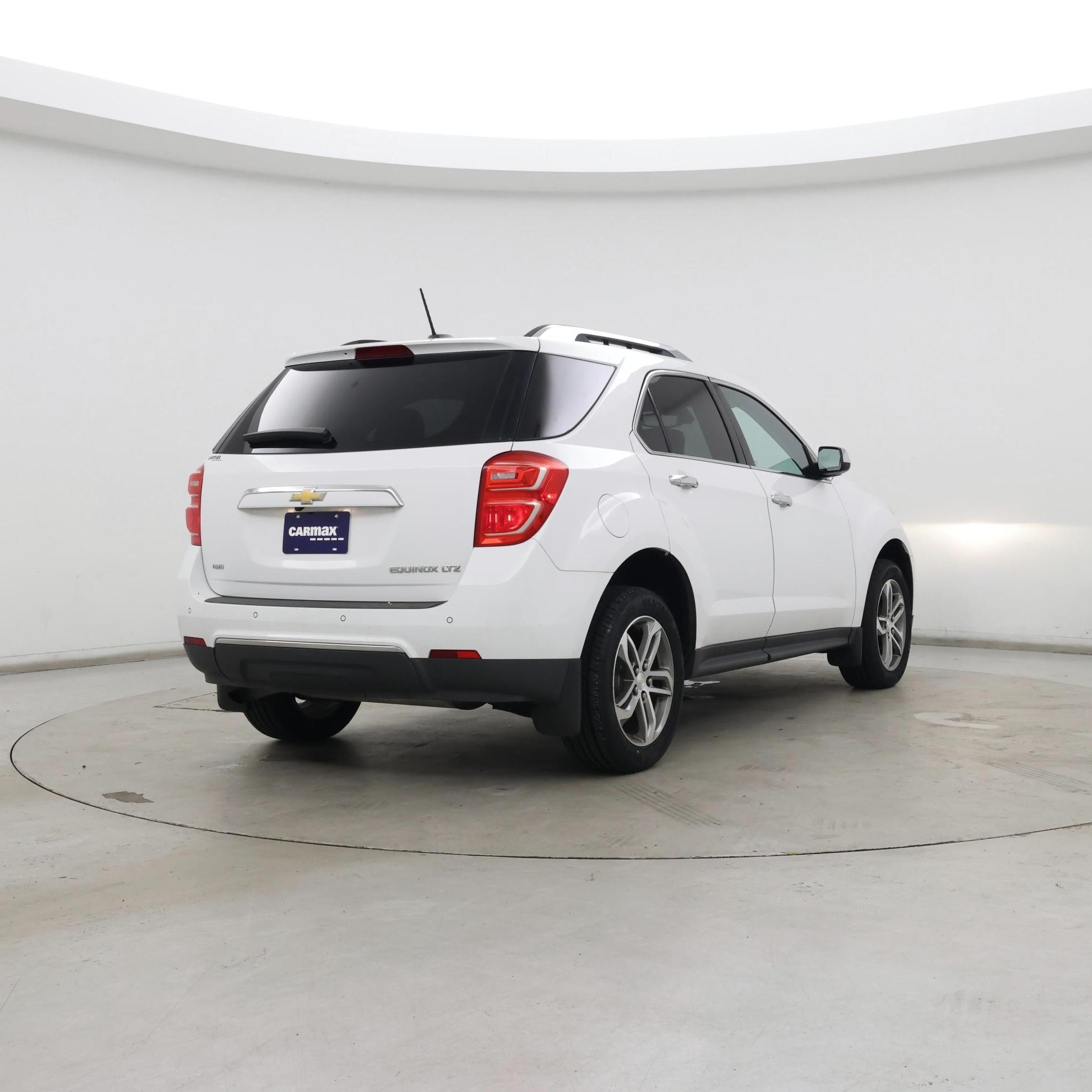 Thumbnail: 2016 Chevrolet Equinox - 8