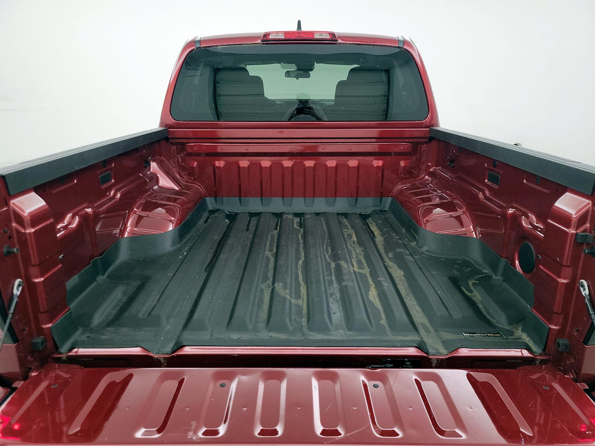 Thumbnail: 2024 Nissan Frontier - 20