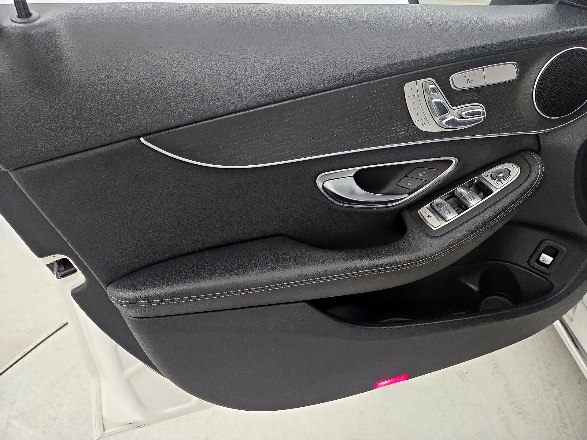 Thumbnail: 2019 Mercedes-Benz C-Class - 12