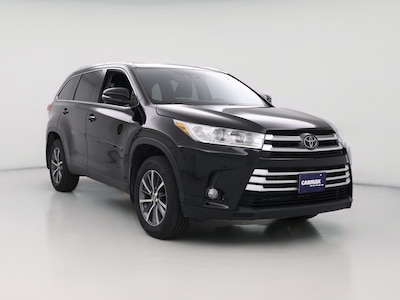 Black 2019 Toyota Highlander XLE