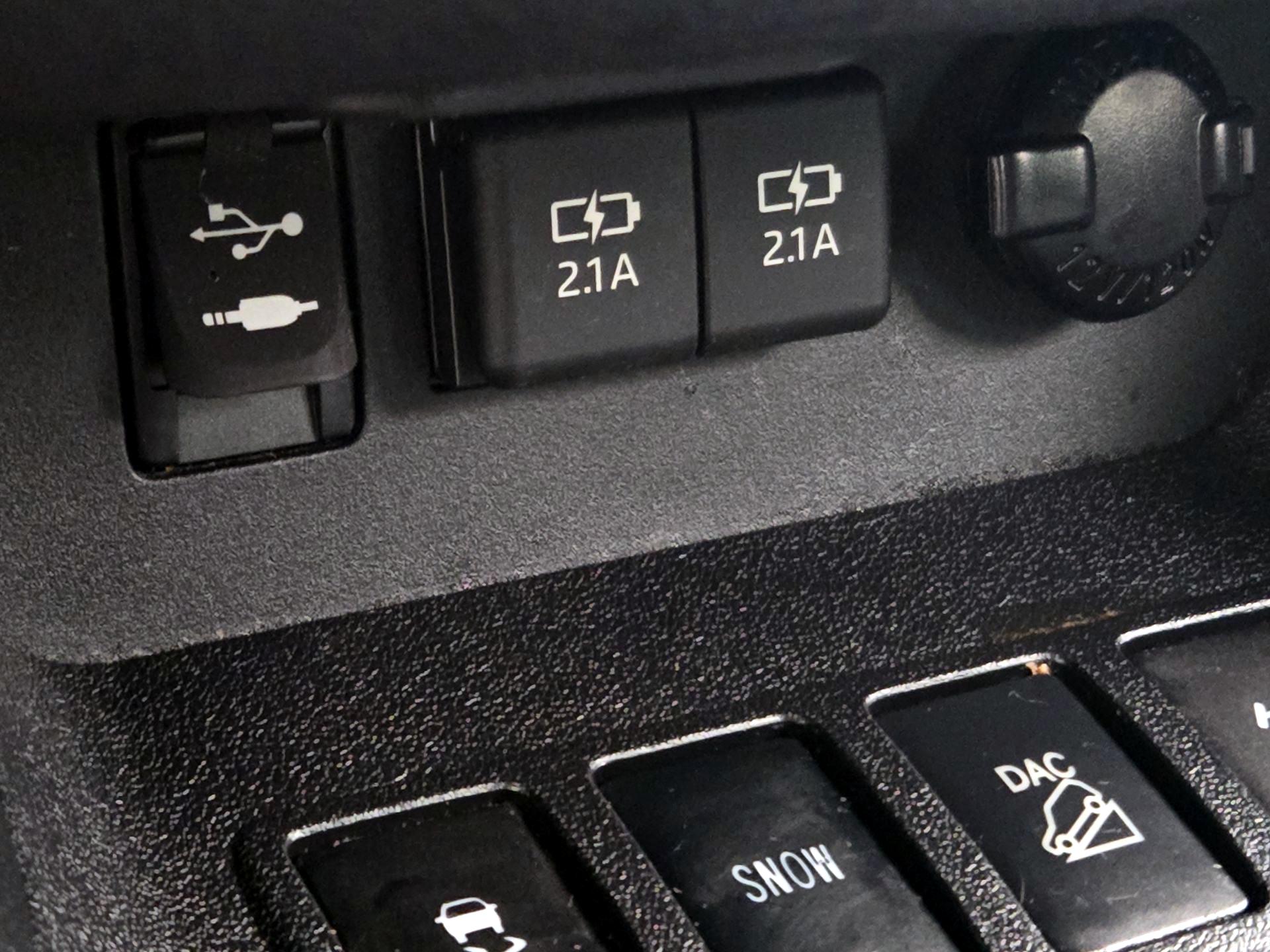 Thumbnail: 2019 Toyota Highlander - 18