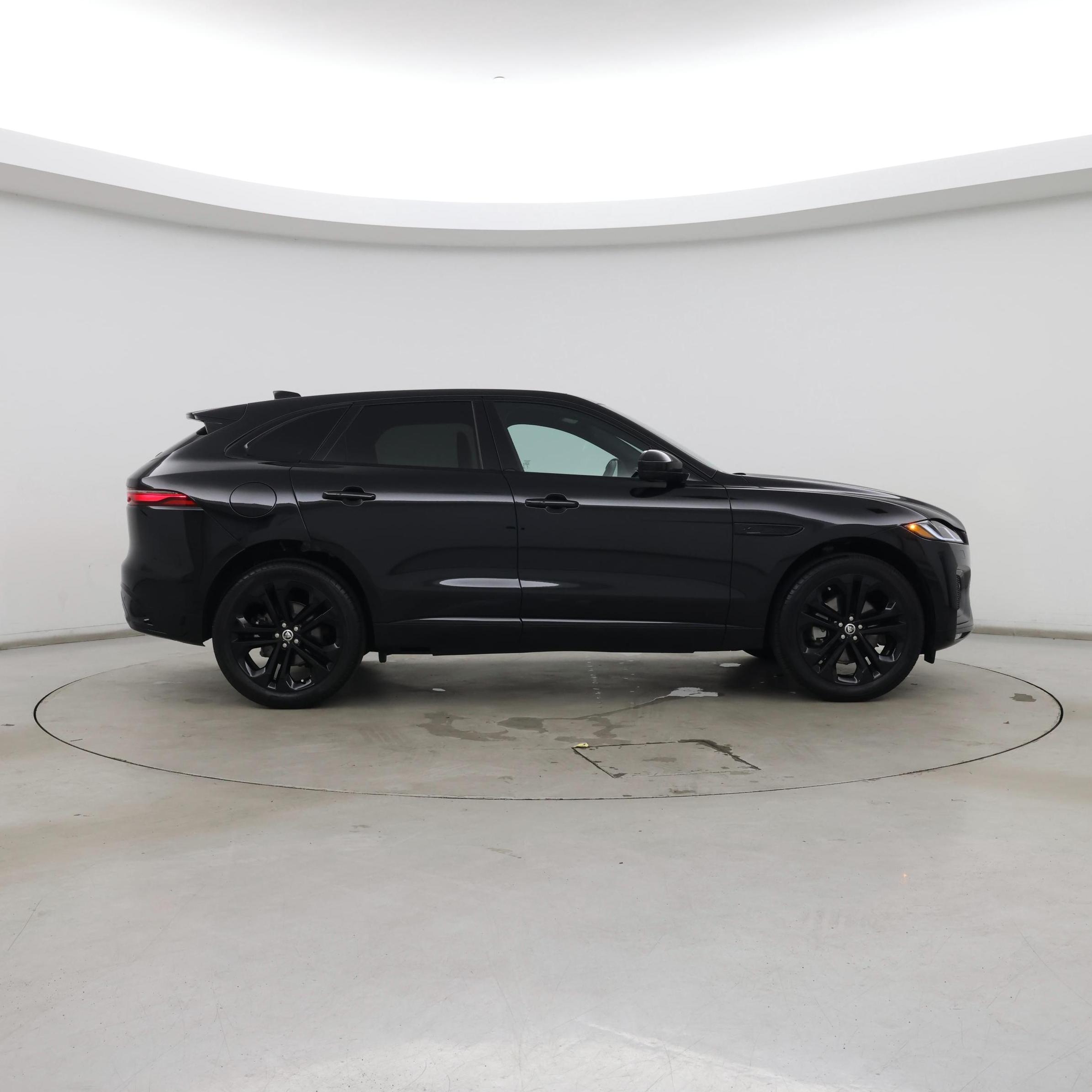 Thumbnail: 2024 Jaguar F-Pace - 7