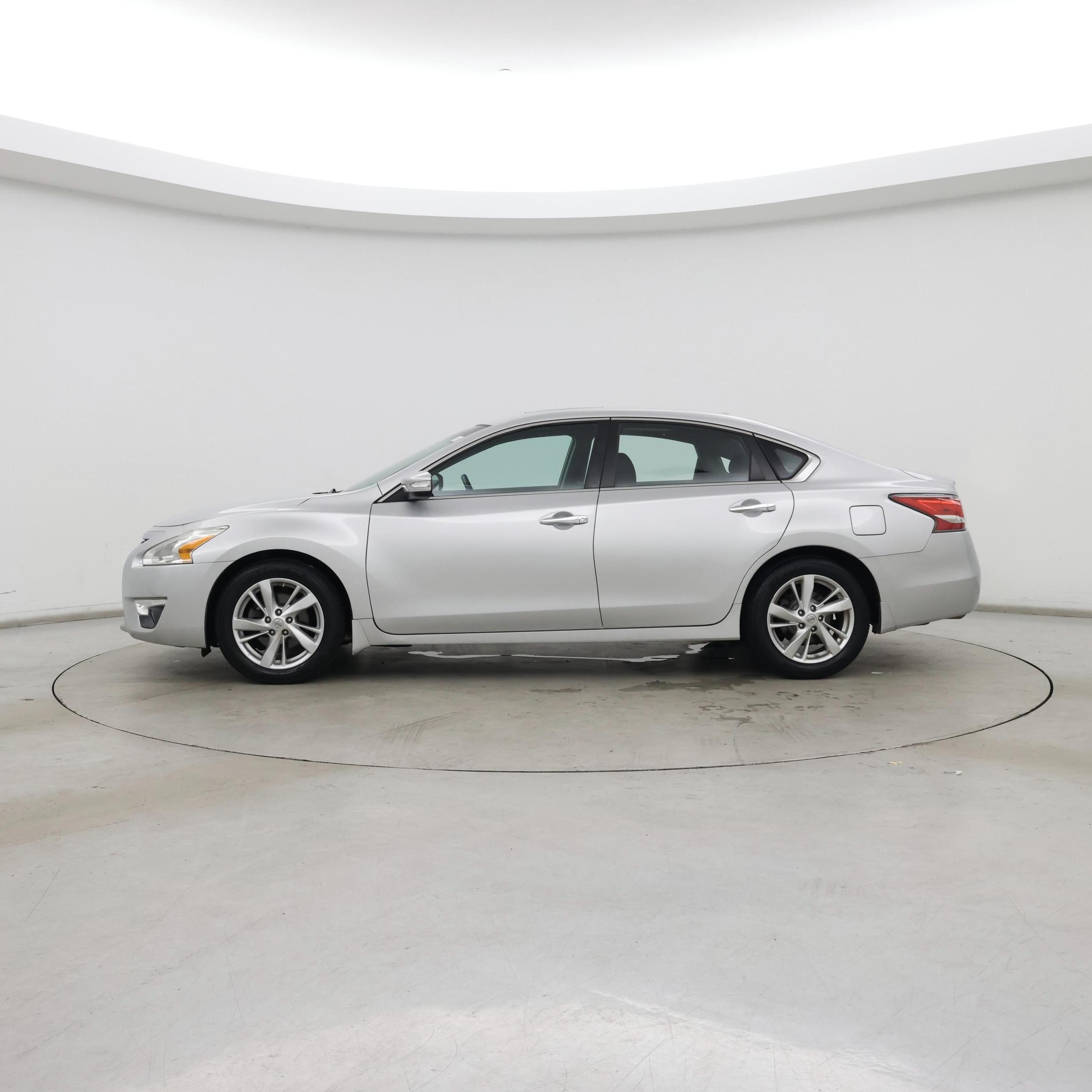 Thumbnail: 2015 Nissan Altima - 3