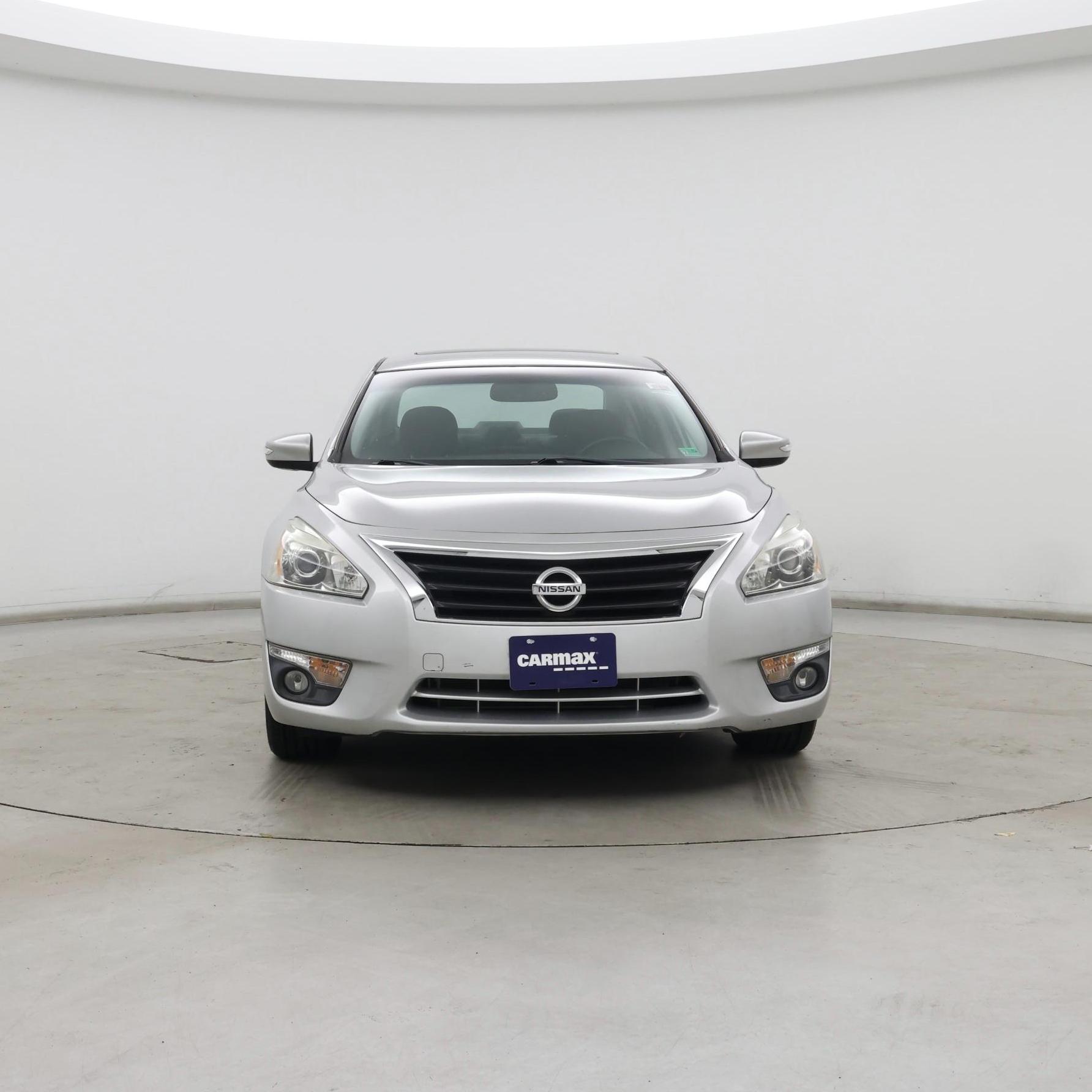 Thumbnail: 2015 Nissan Altima - 5