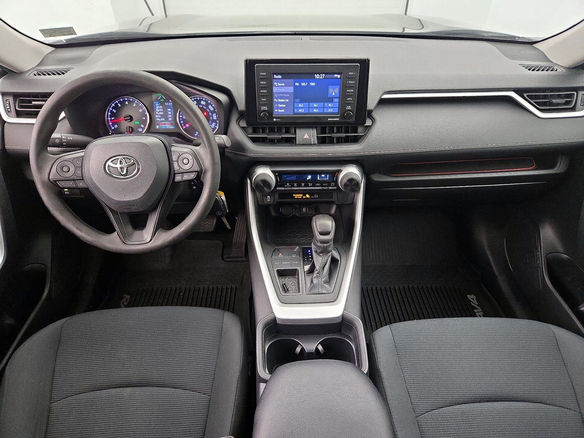 Thumbnail: 2020 Toyota RAV4 - 9