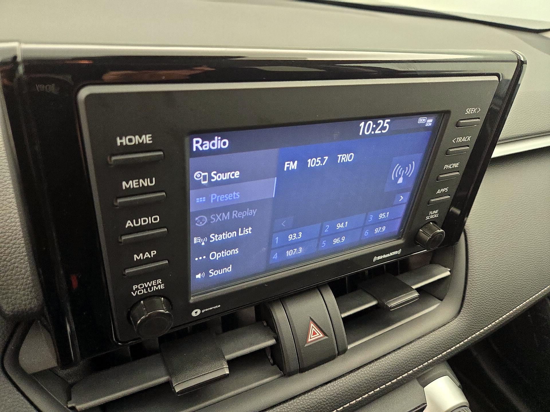 Thumbnail: 2020 Toyota RAV4 - 15