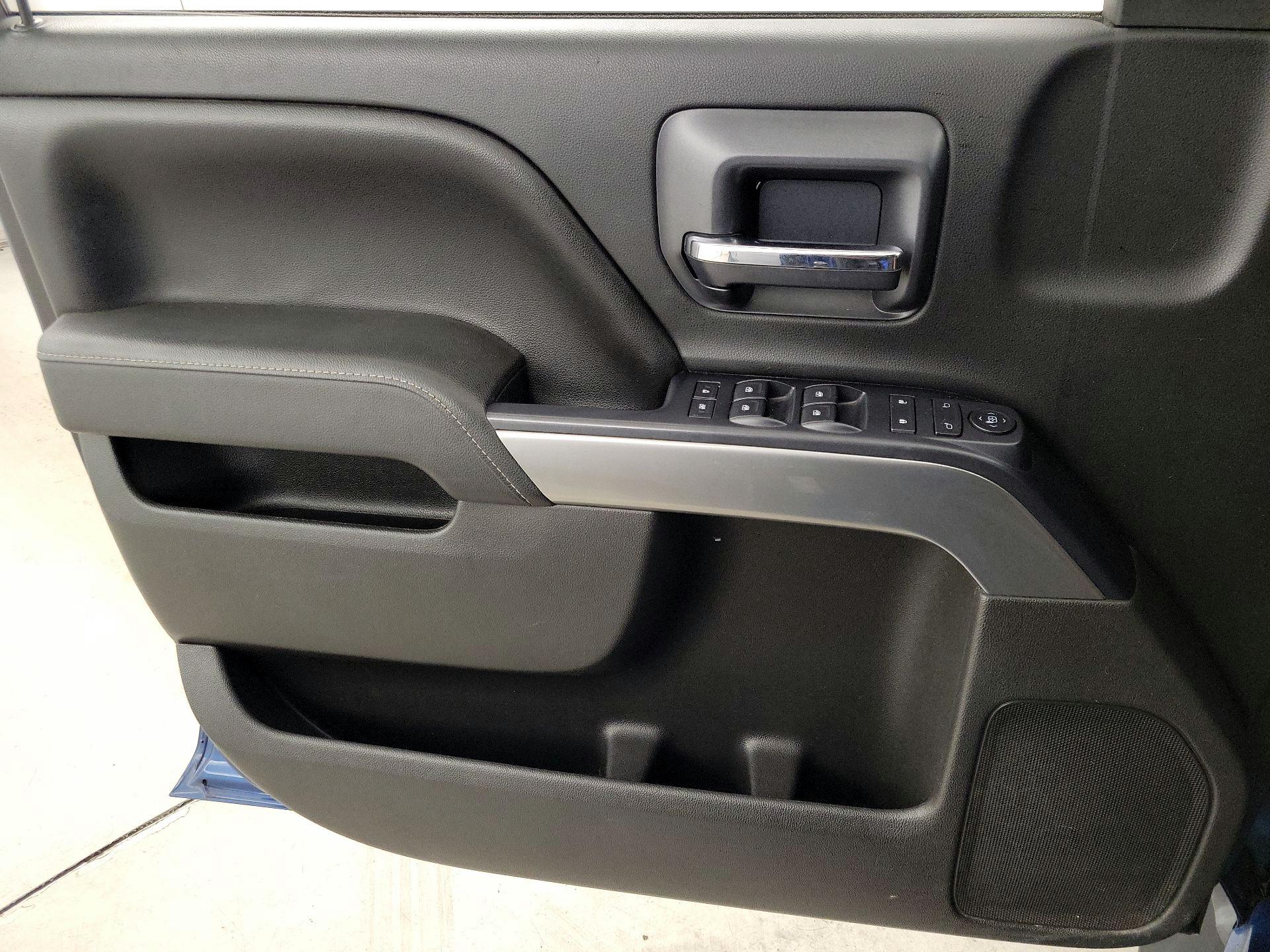 Thumbnail: 2015 Chevrolet Silverado 1500 - 12