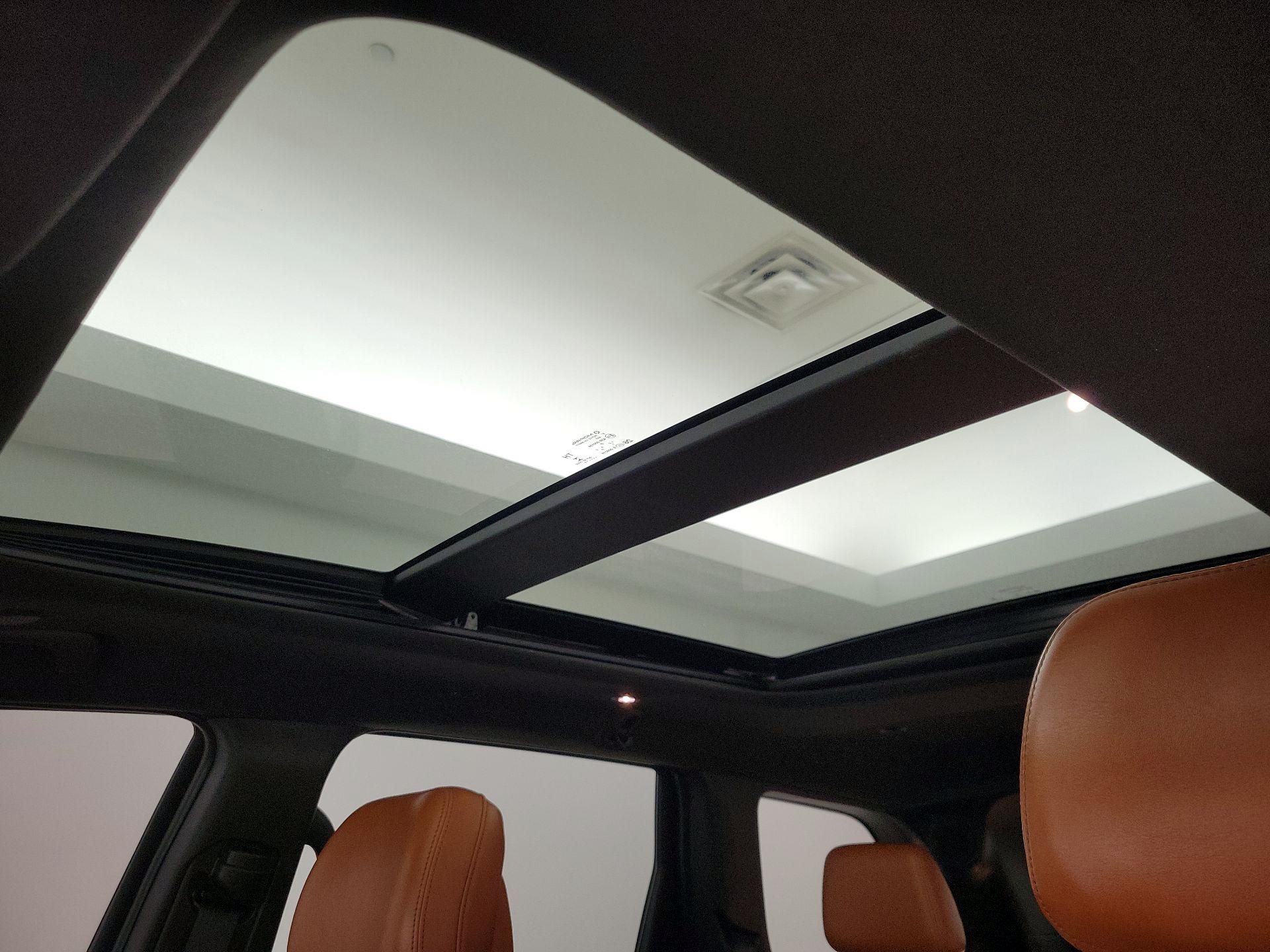 Thumbnail: 2018 Jeep Grand Cherokee - 20