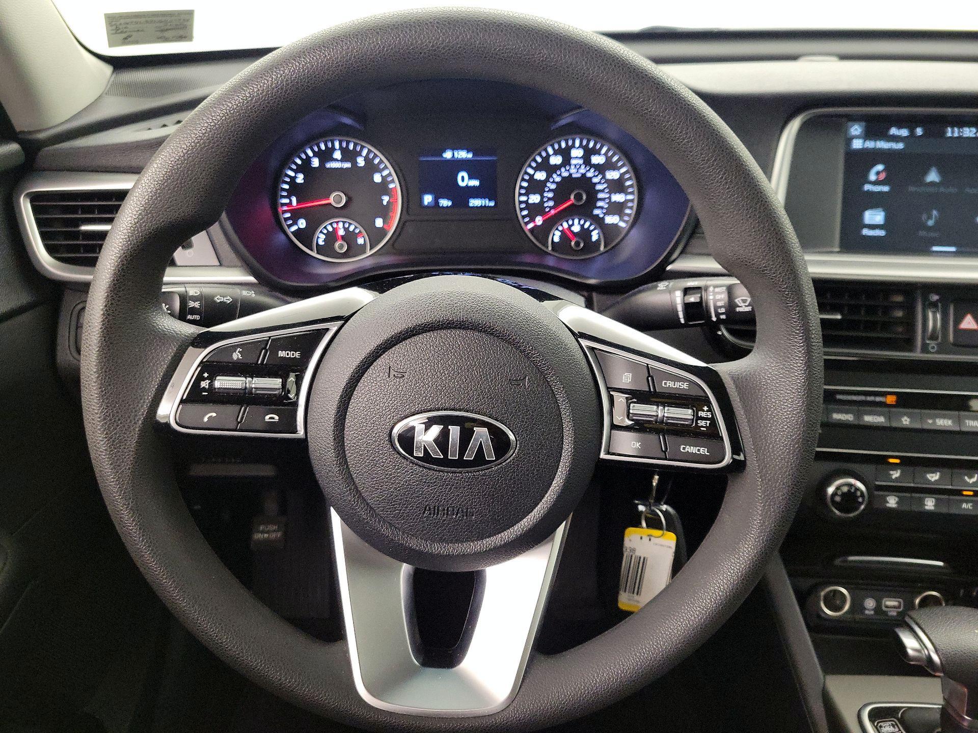 Thumbnail: 2020 Kia Optima - 10