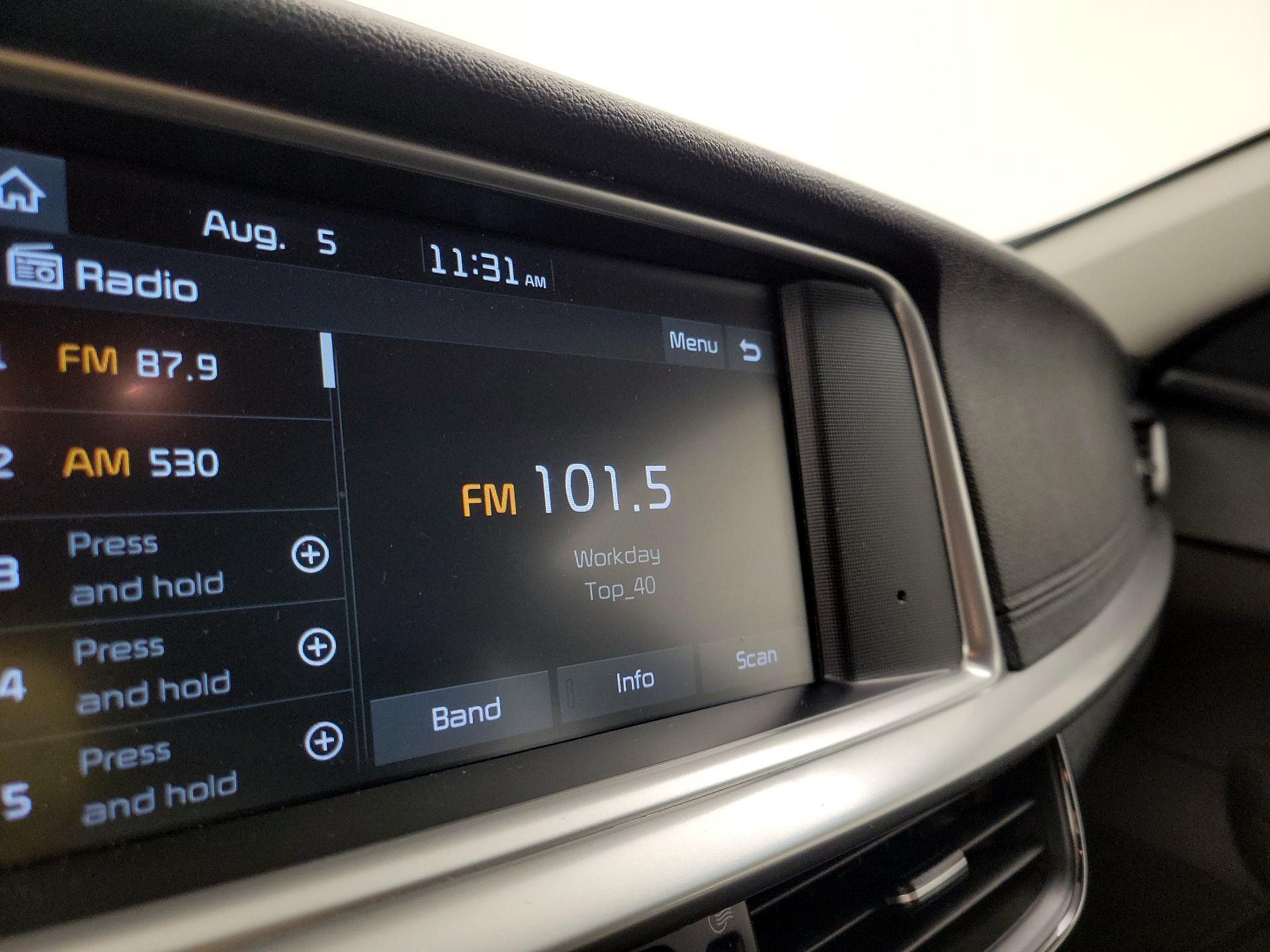 Thumbnail: 2020 Kia Optima - 15