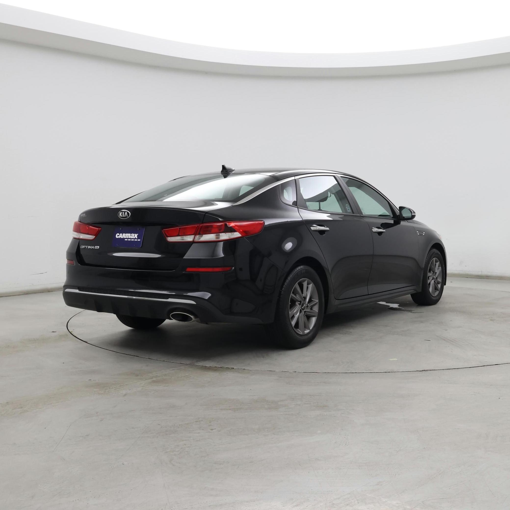 Thumbnail: 2020 Kia Optima - 8