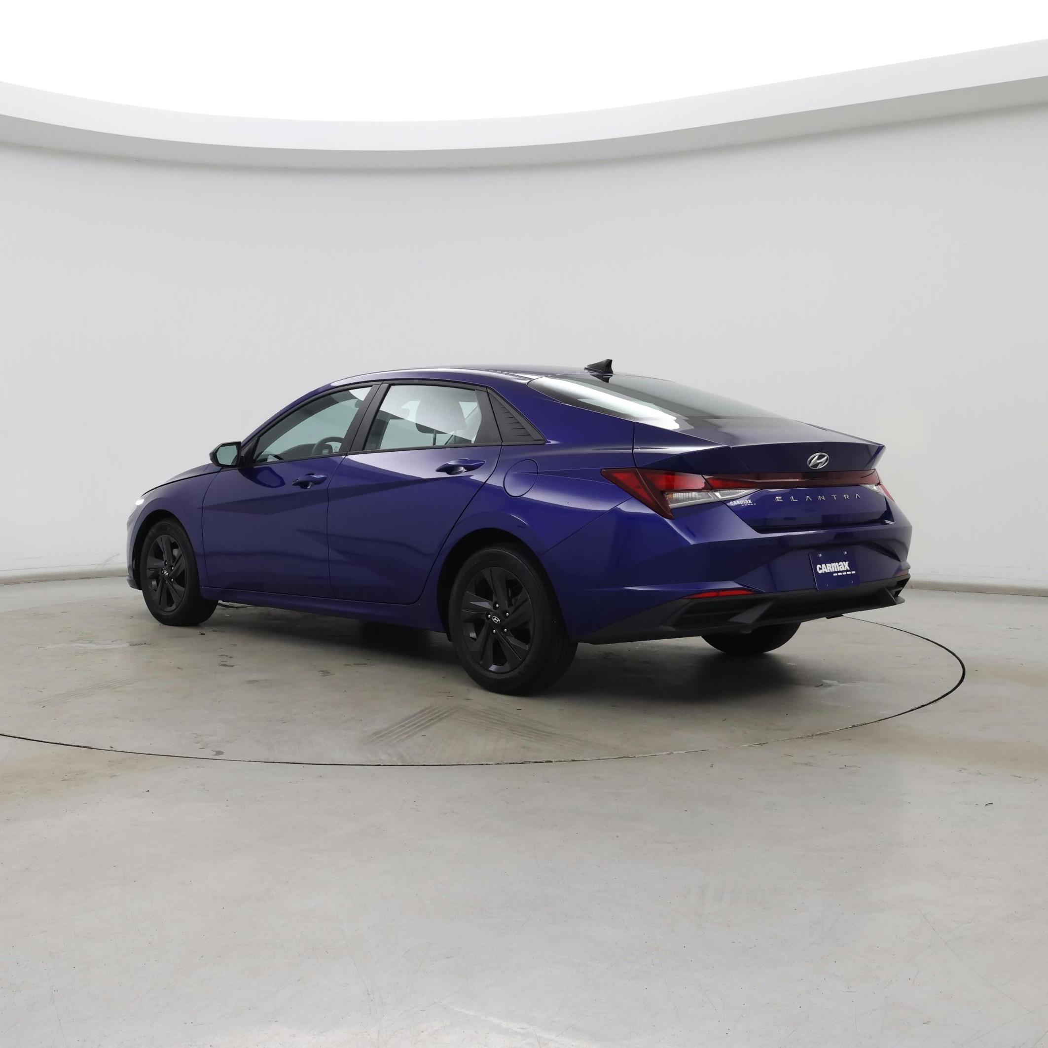 Thumbnail: 2021 Hyundai Elantra - 2