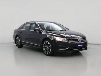Black 2017 Volkswagen Passat SE