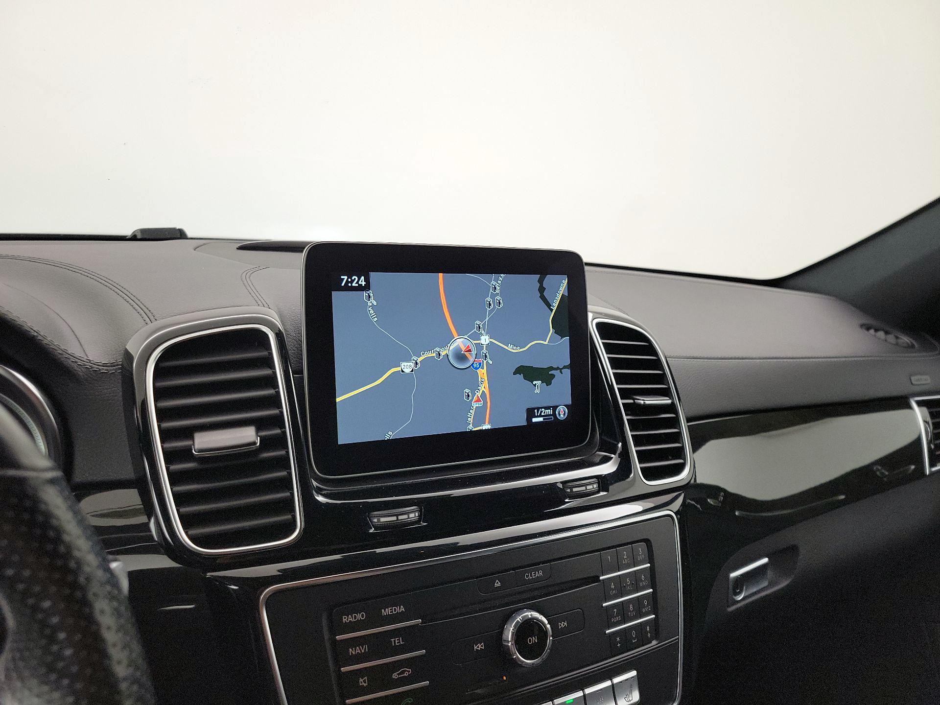 Thumbnail: 2019 Mercedes-Benz GLS - 14