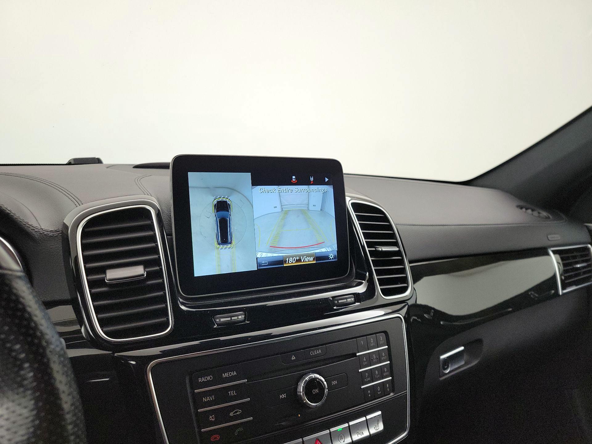 Thumbnail: 2019 Mercedes-Benz GLS - 15