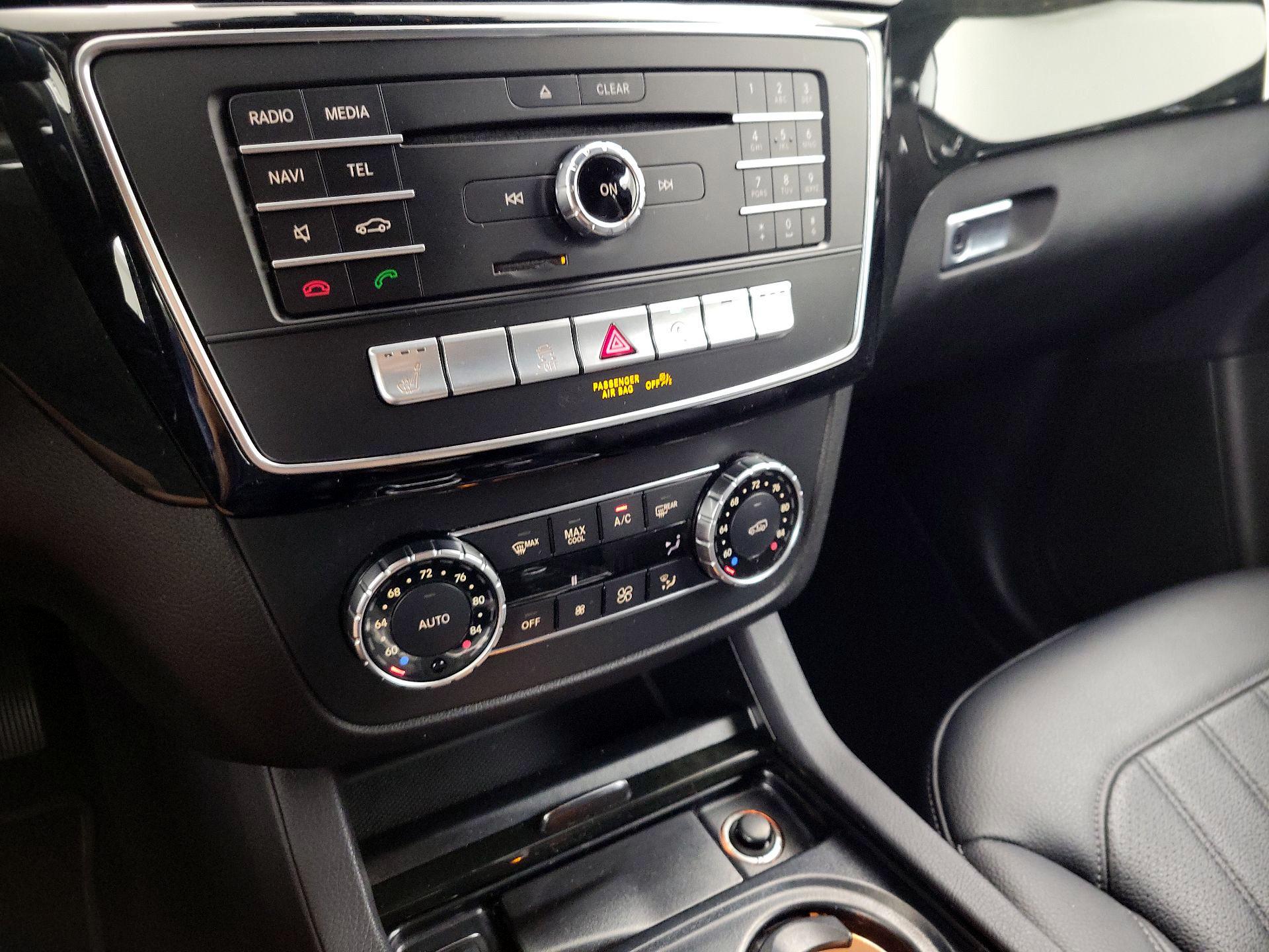 Thumbnail: 2019 Mercedes-Benz GLS - 17