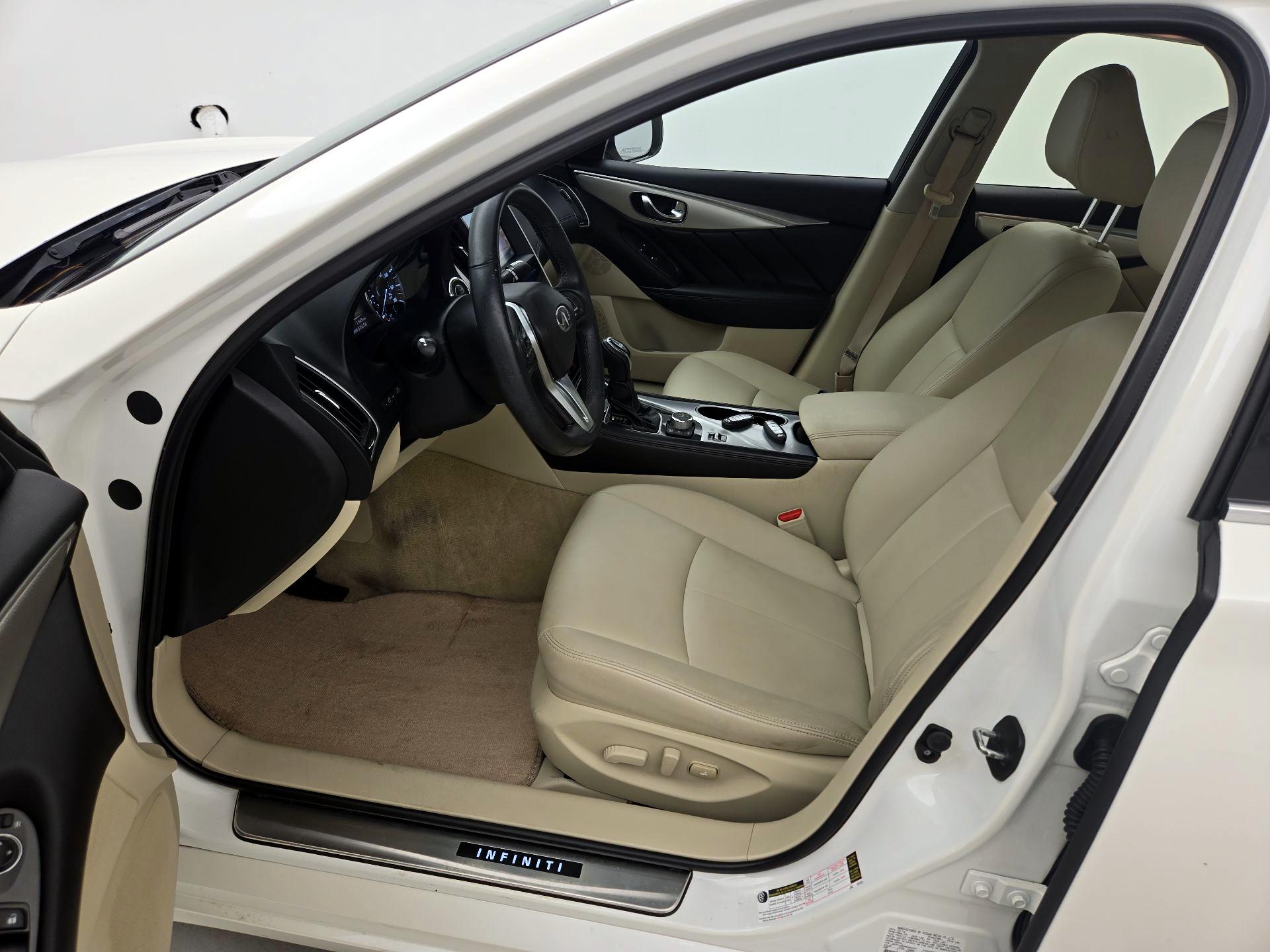 Thumbnail: 2019 INFINITI Q50 - 11