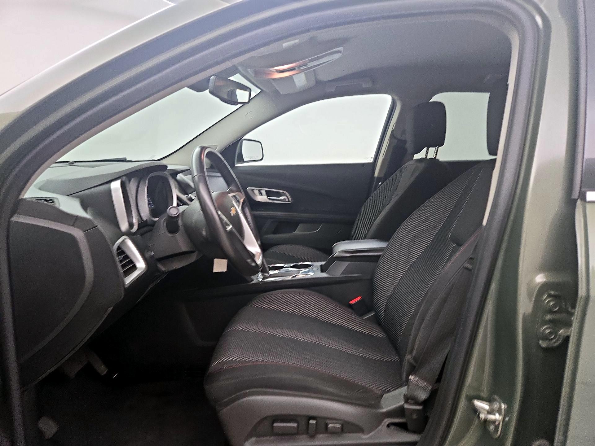 Thumbnail: 2015 Chevrolet Equinox - 11