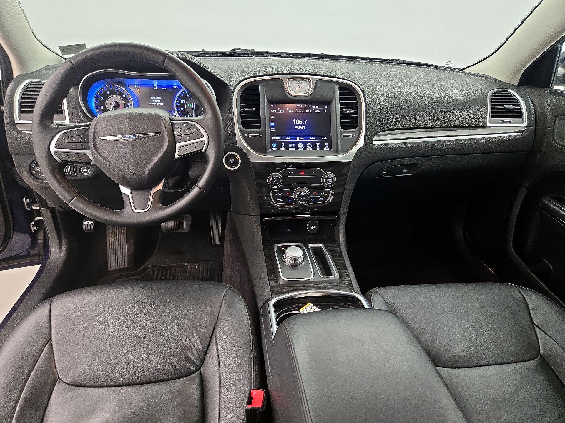 Thumbnail: 2016 Chrysler 300 - 9