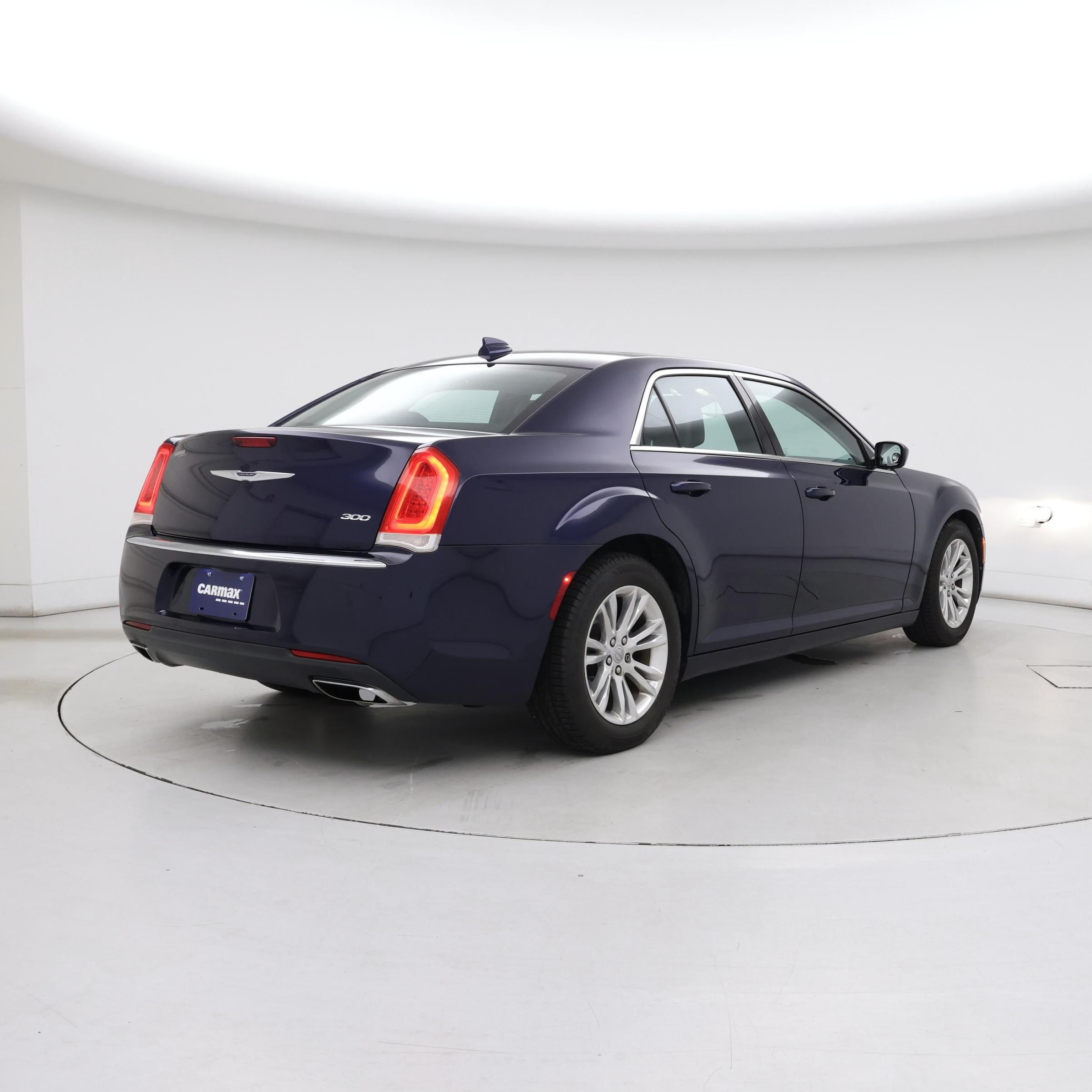 Thumbnail: 2016 Chrysler 300 - 8